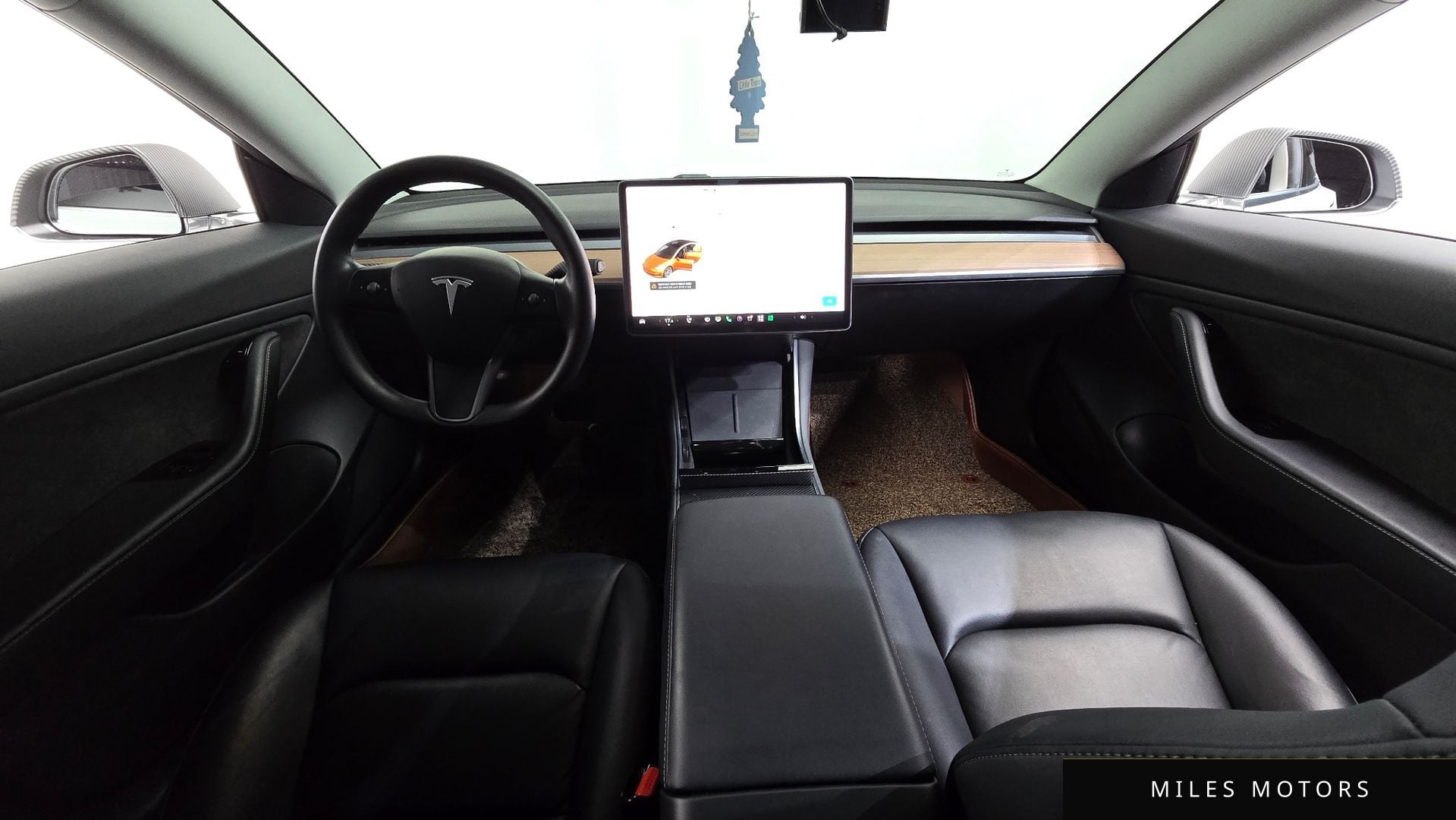 Tesla Model 3 2020 — миниатюра 10