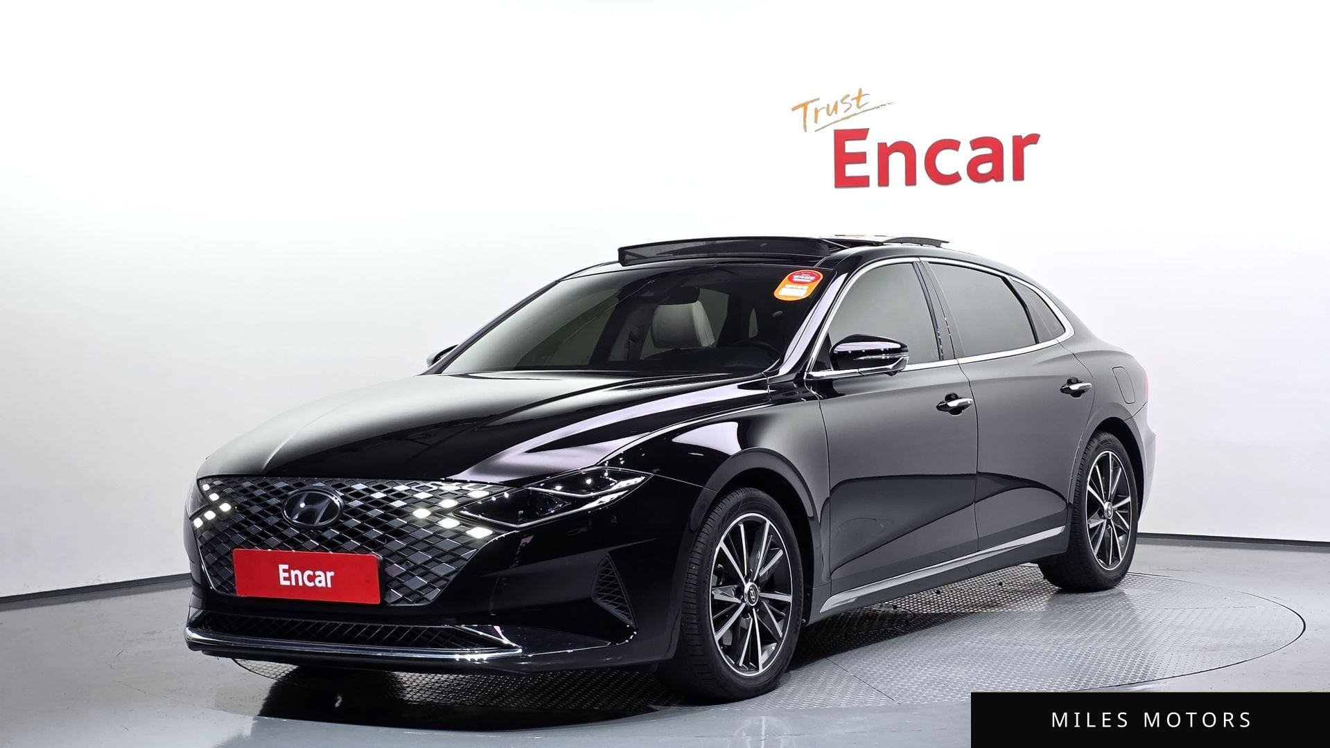 Hyundai Grandeur 2022 — фото 1 из 12