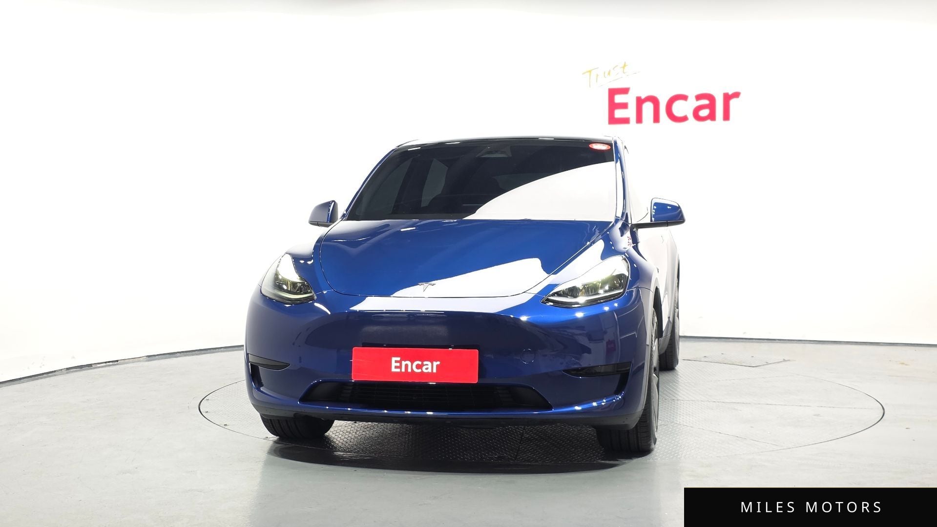 Tesla Model Y 2024 — миниатюра 3