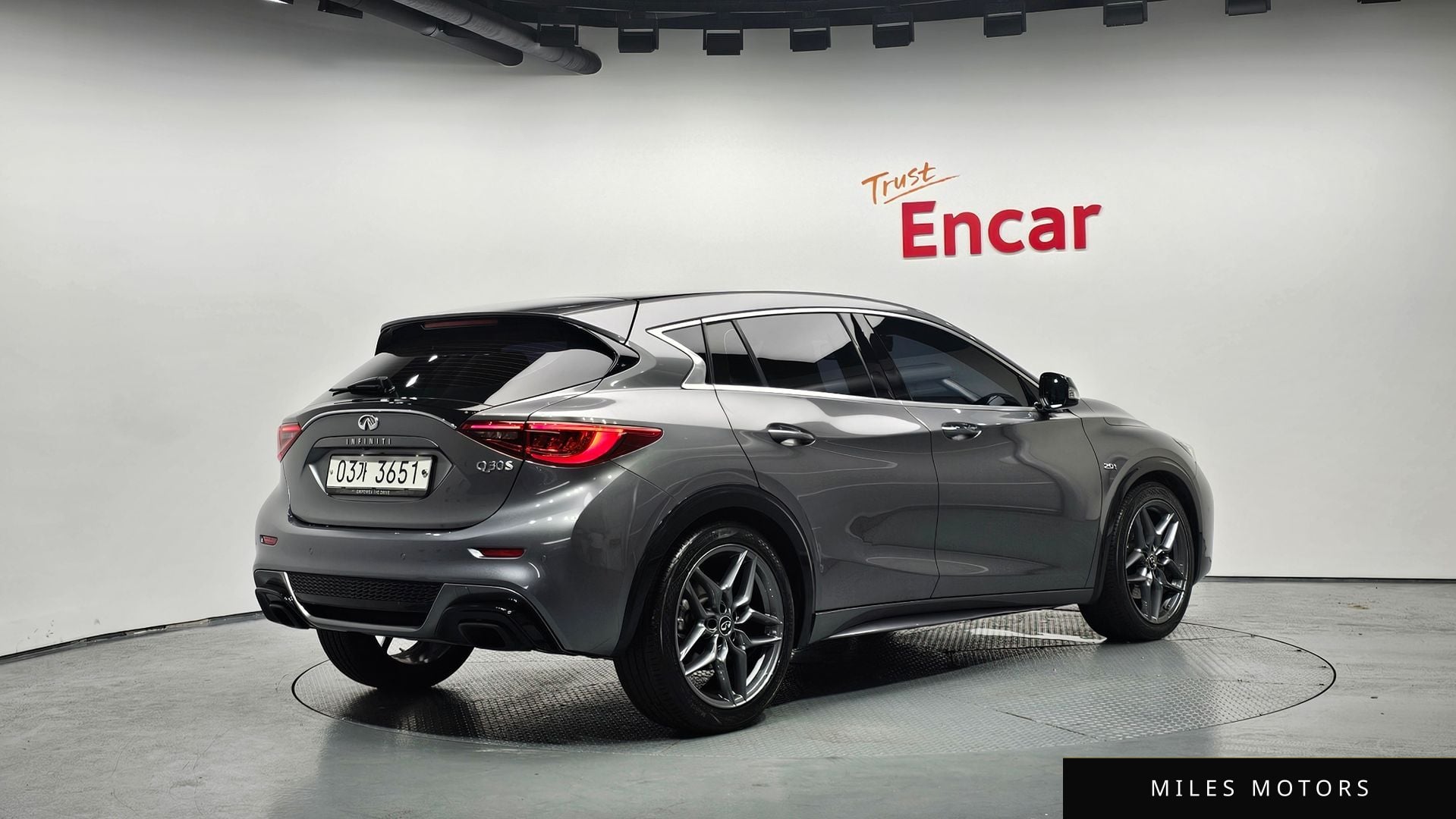 Infiniti Q30 2017 — миниатюра 2