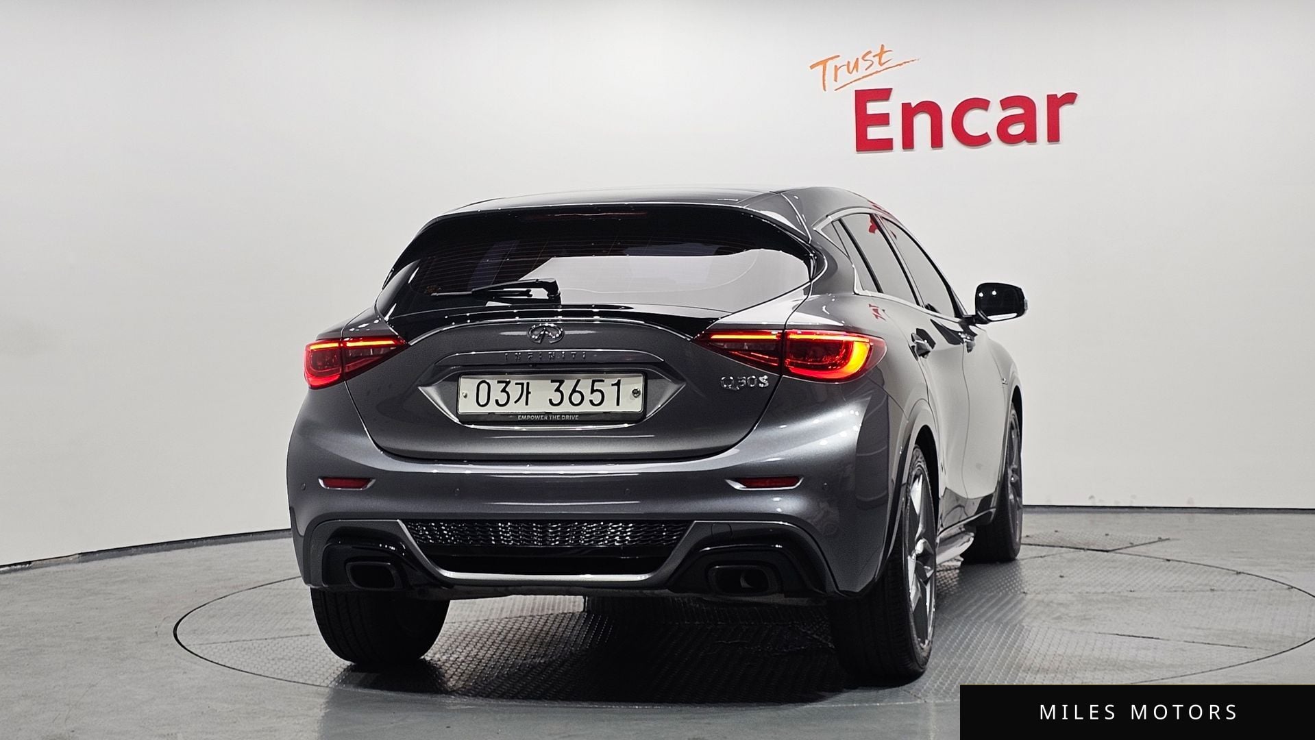 Infiniti Q30 2017 — миниатюра 4