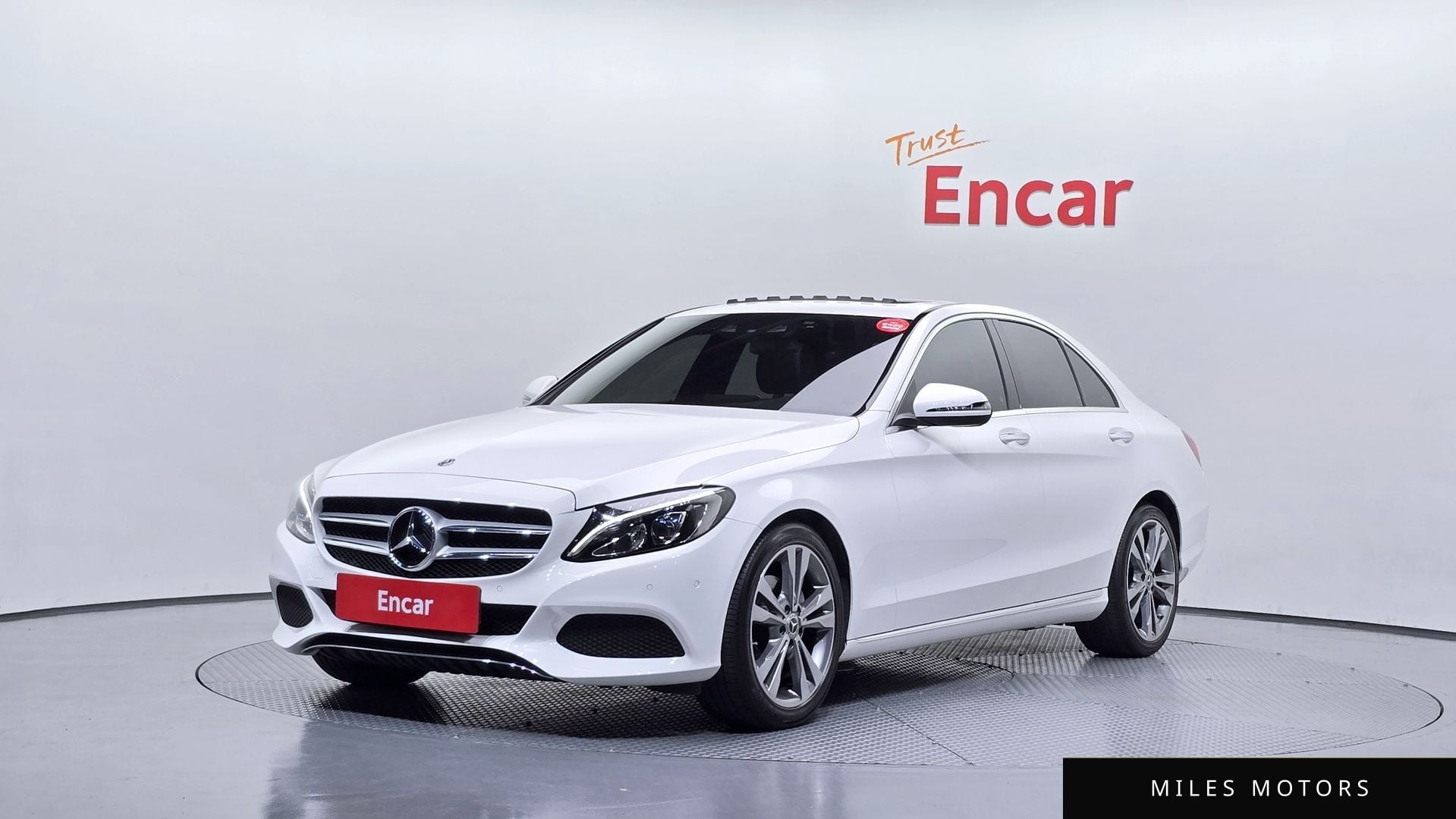 Mercedes-Benz C-Class W205 2018 — фото 1 из 12