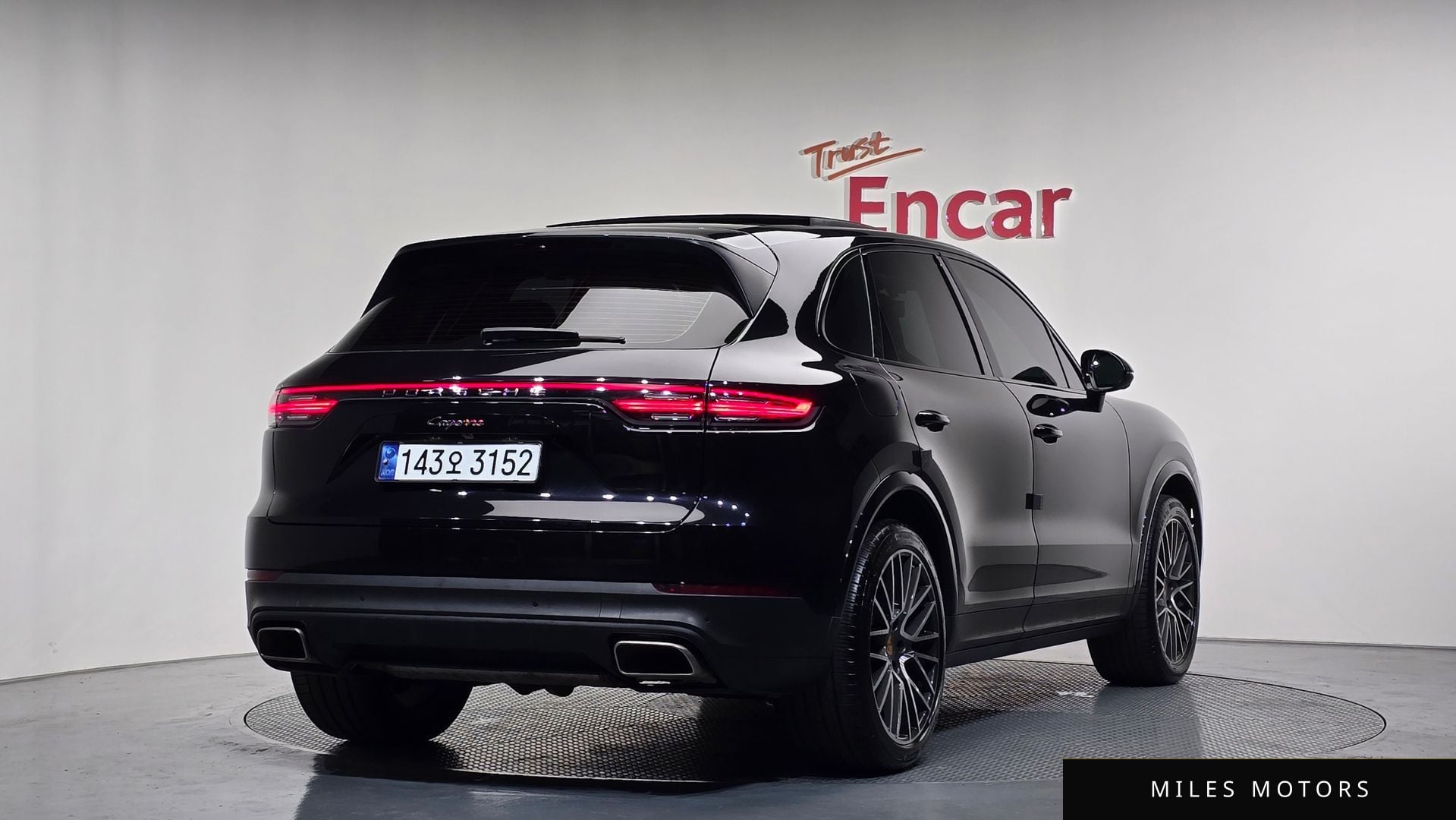 Porsche Cayenne 2019 — миниатюра 2