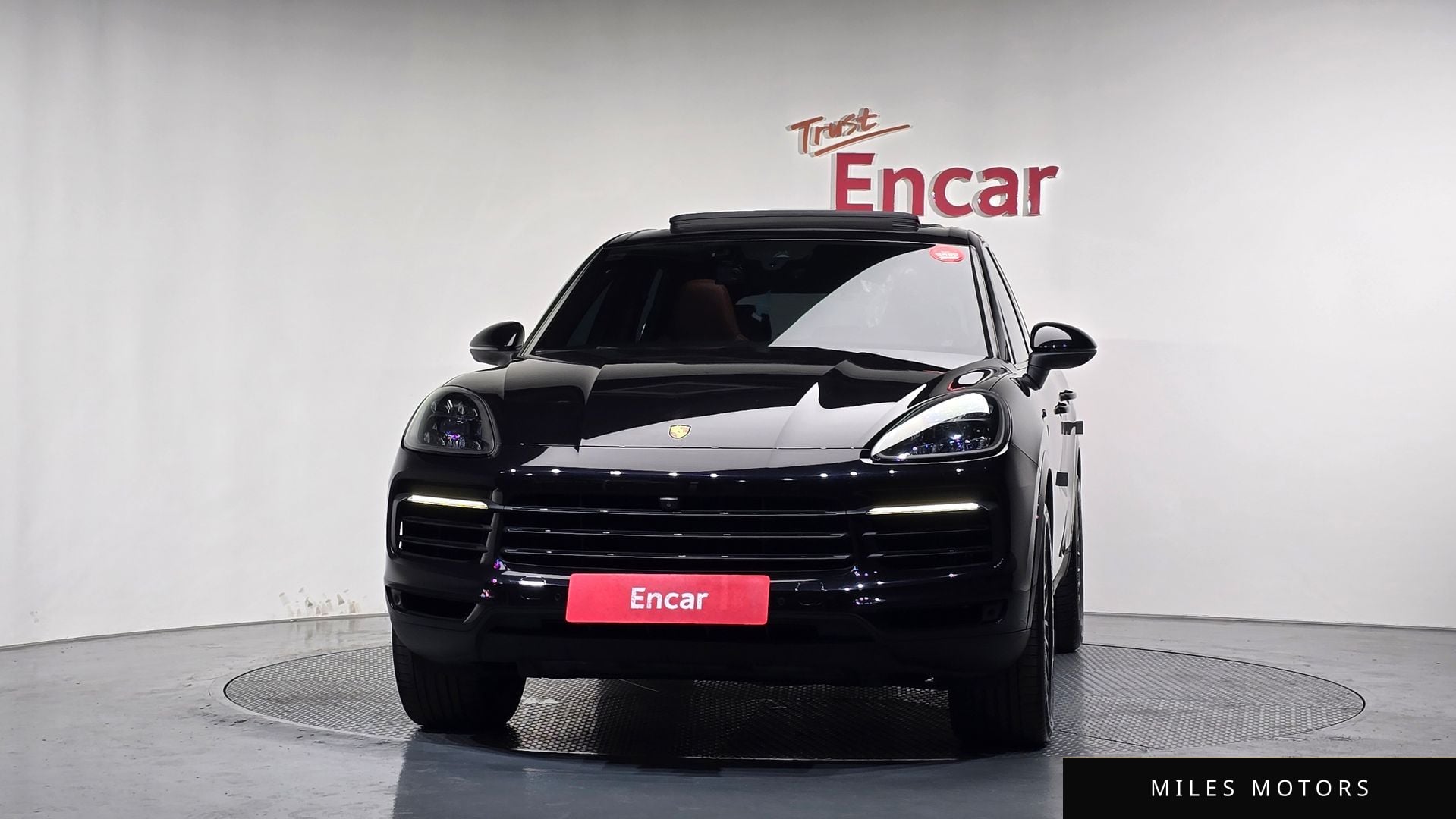 Porsche Cayenne 2019 — миниатюра 3