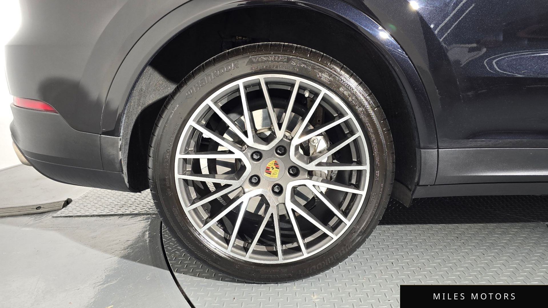 Porsche Cayenne 2019 — миниатюра 5