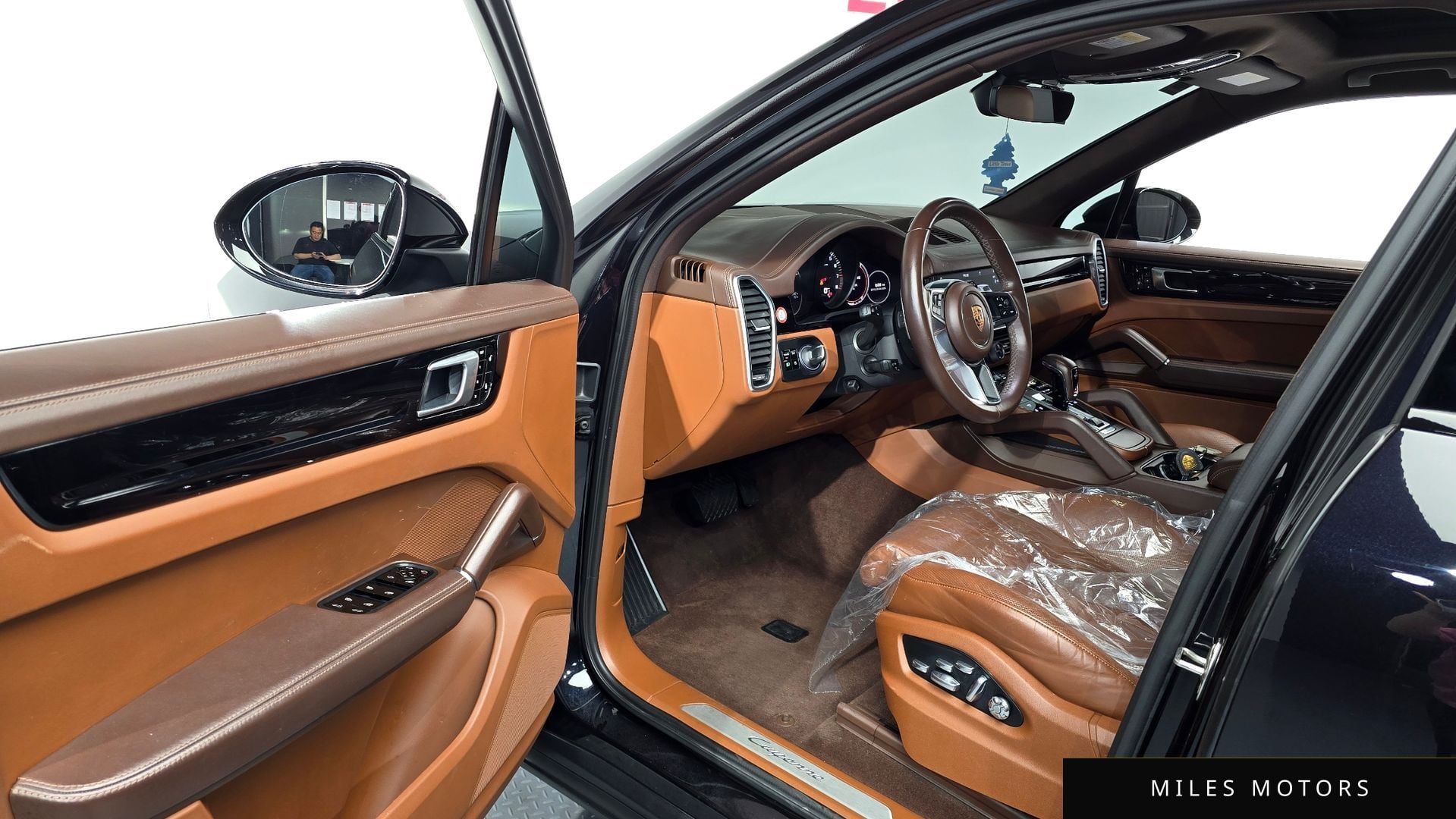 Porsche Cayenne 2019 — миниатюра 10