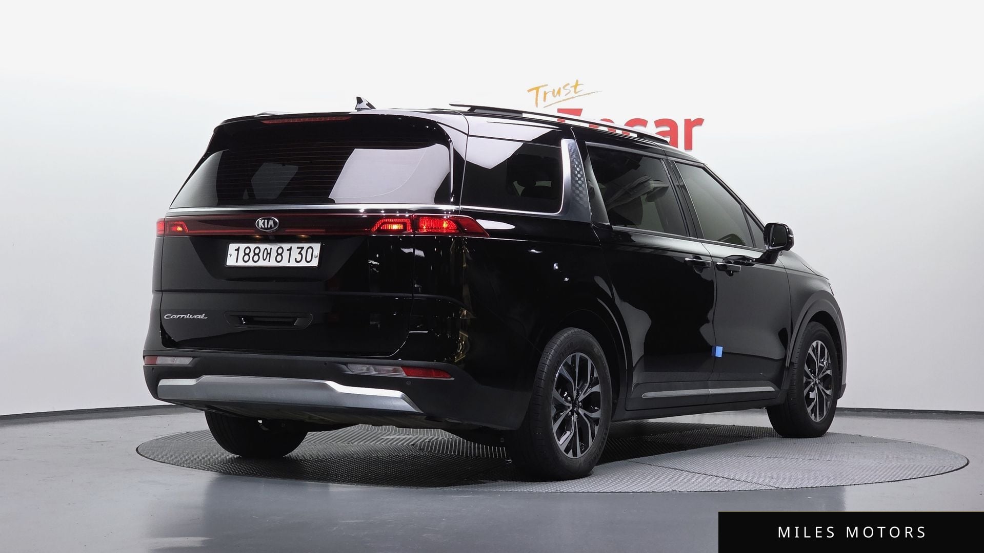 Kia Carnival 2021 — миниатюра 2