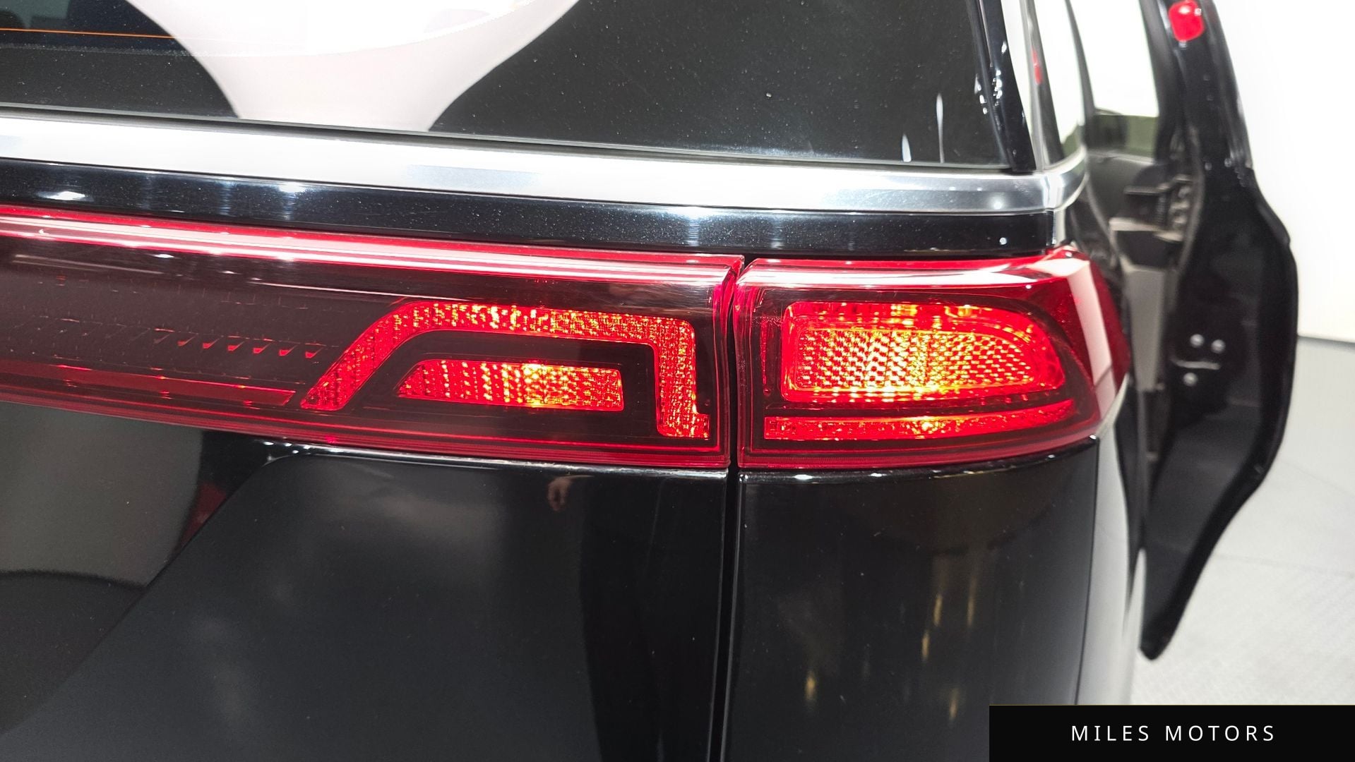 Kia Carnival 2021 — миниатюра 9