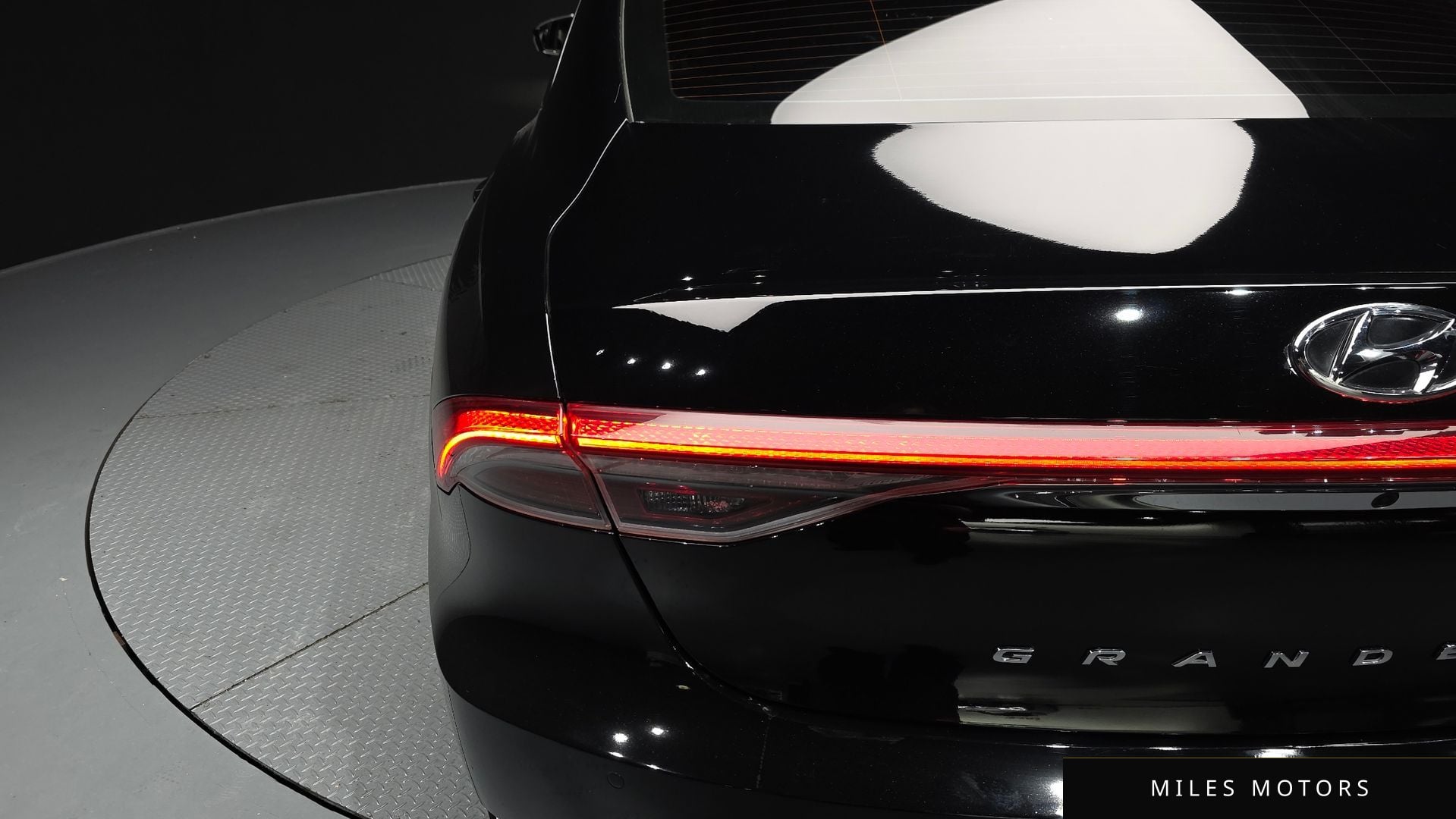 Hyundai Grandeur 2022 — миниатюра 9