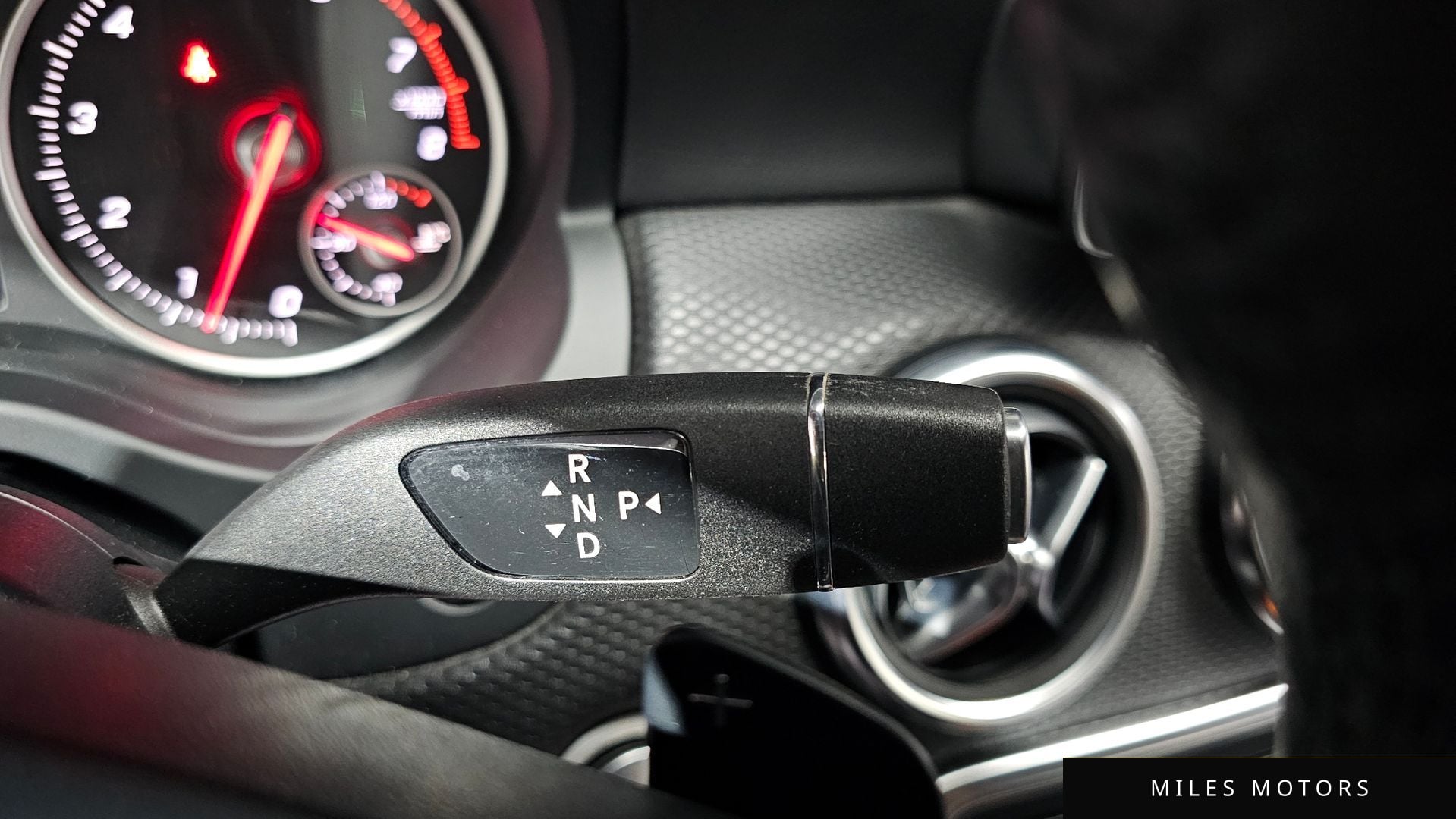 Mercedes-Benz A-Class W176 2018 — миниатюра 9