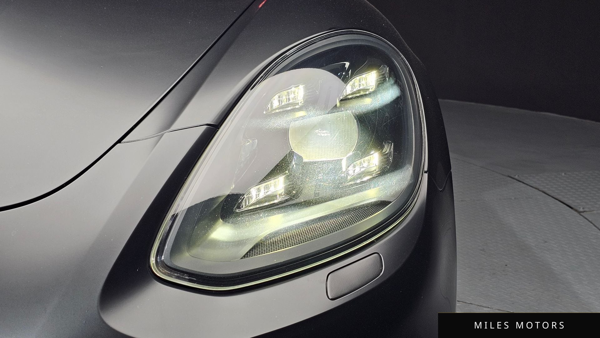 Porsche Panamera 2020 — миниатюра 8