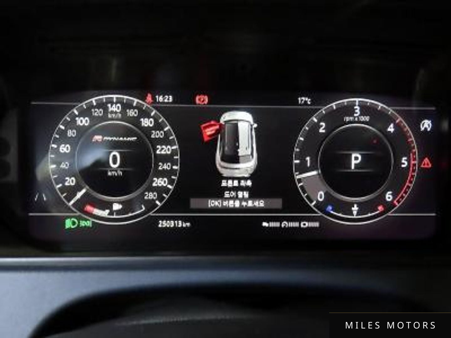 Land Rover Range Rover Velar 2018 — миниатюра 8