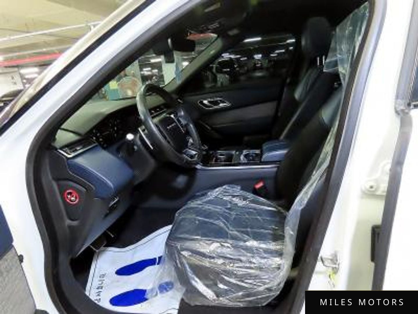 Land Rover Range Rover Velar 2018 — миниатюра 10