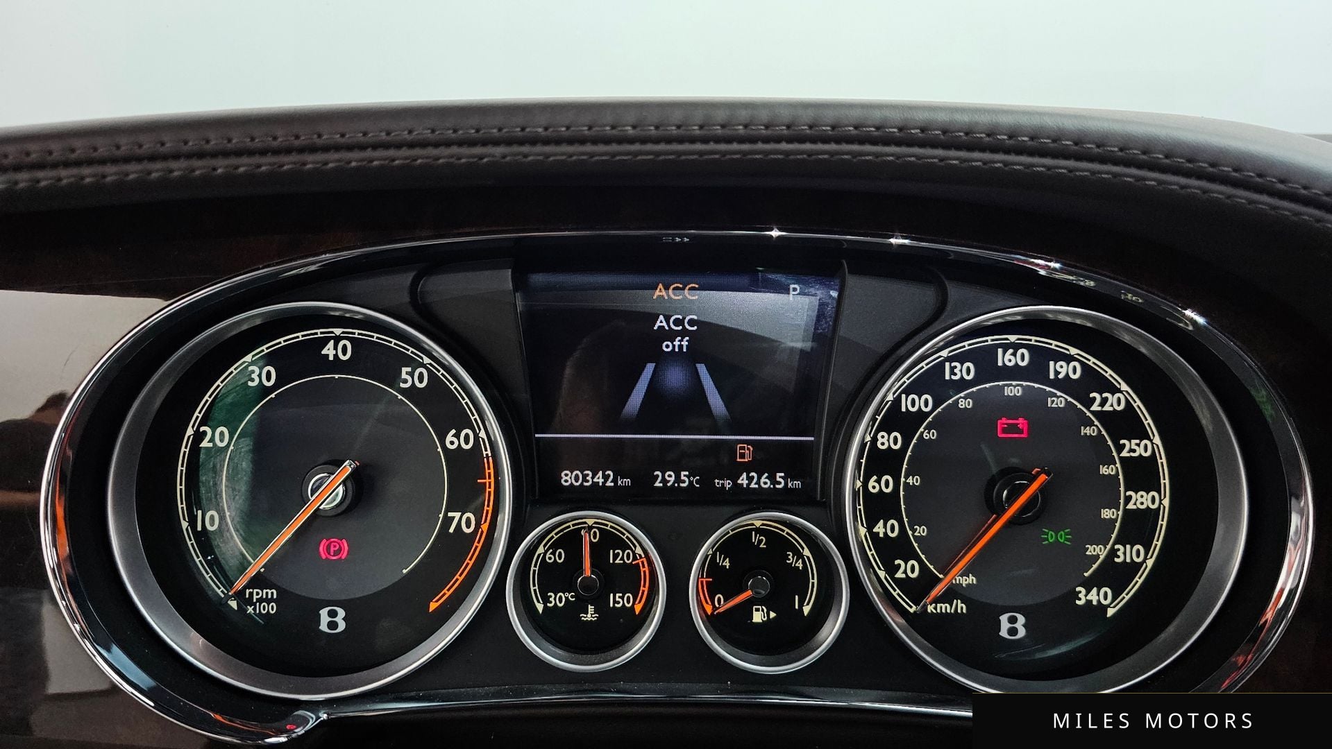 Bentley Flying Spur 2014 — миниатюра 8