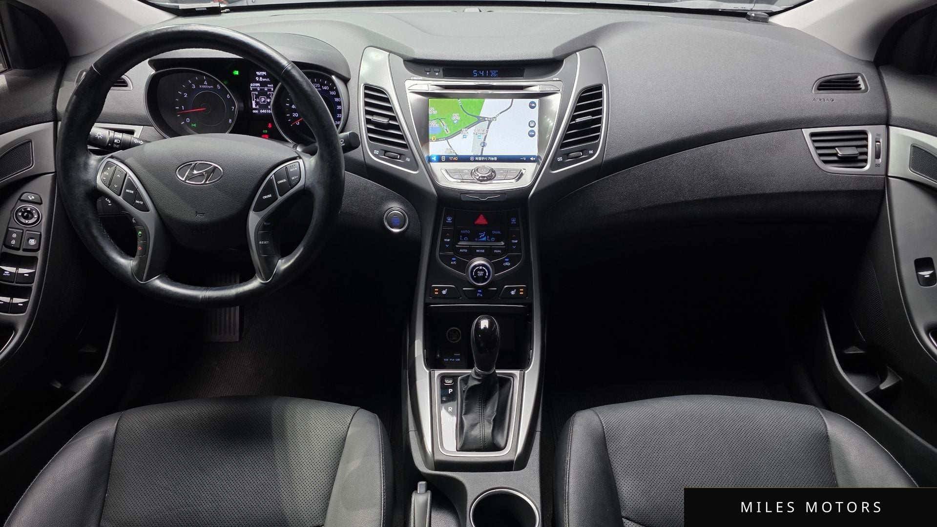 Hyundai AVANTE 2016 — миниатюра 9
