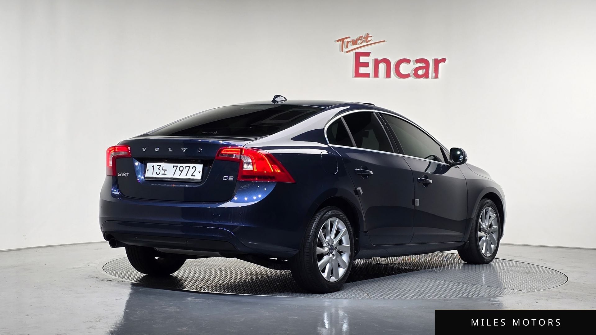 Volvo S60 2014 — фото 1 из 12