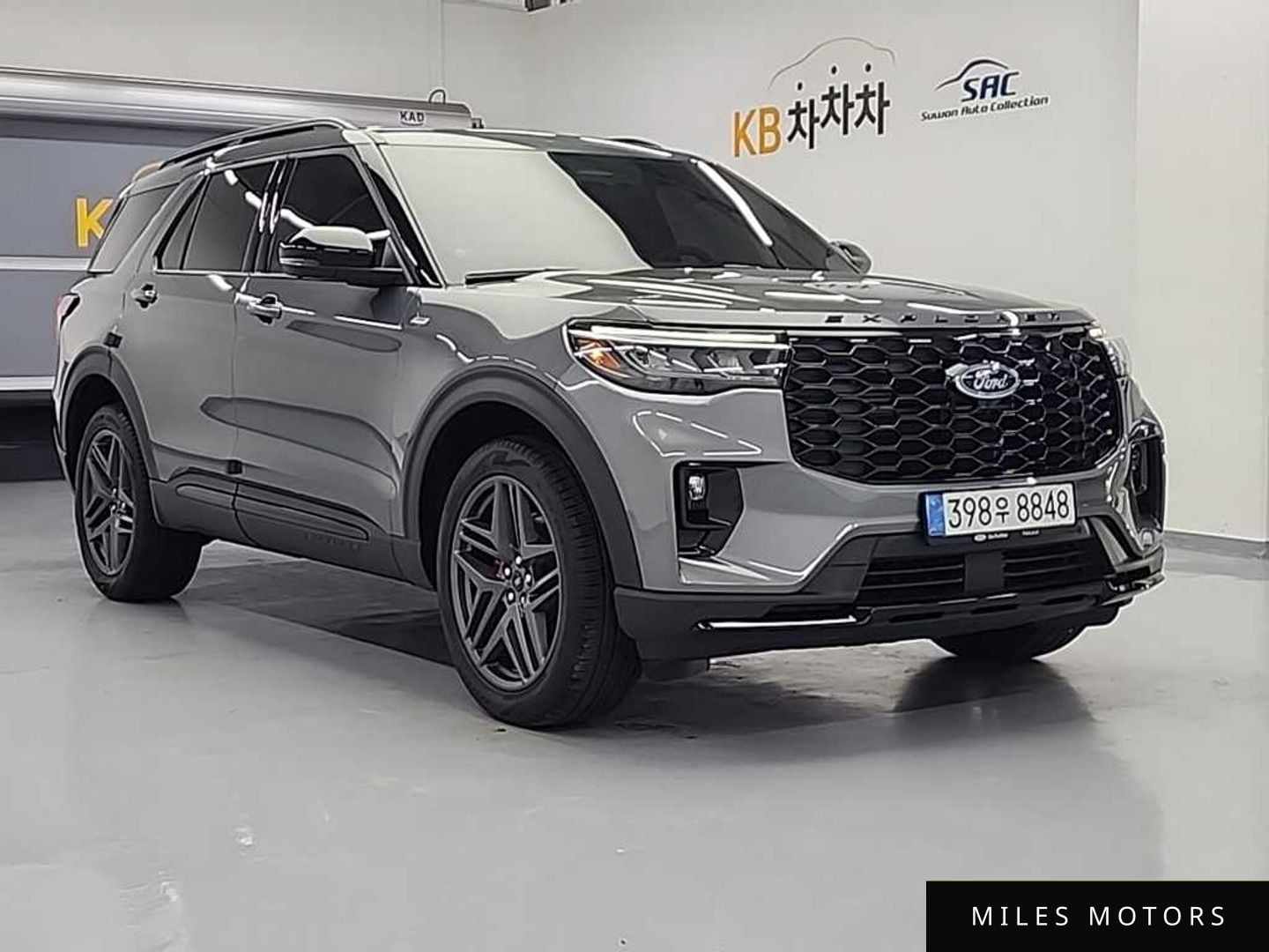 Ford Explorer 2025 — миниатюра 4