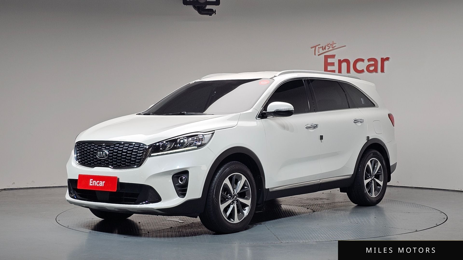 Kia Sorento 2019 — фото 1 из 12