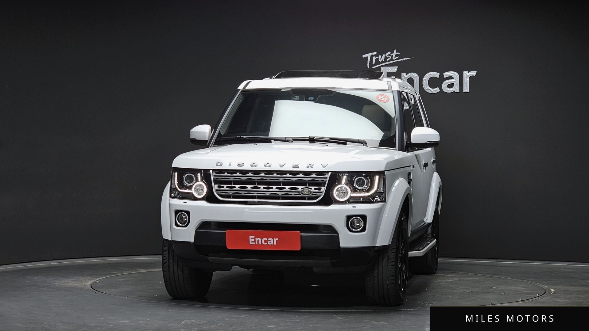 Land Rover Discovery 2016 — миниатюра 3
