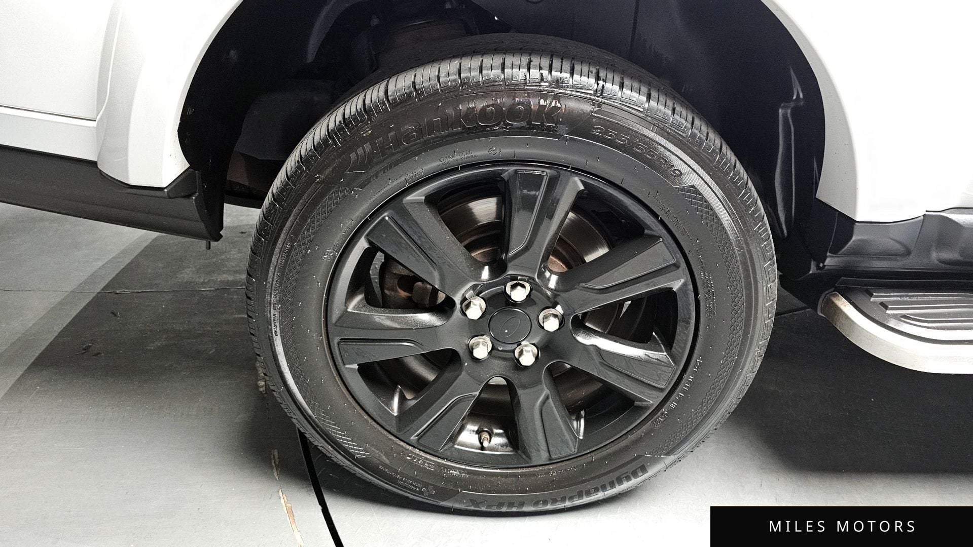 Land Rover Discovery 2016 — миниатюра 5