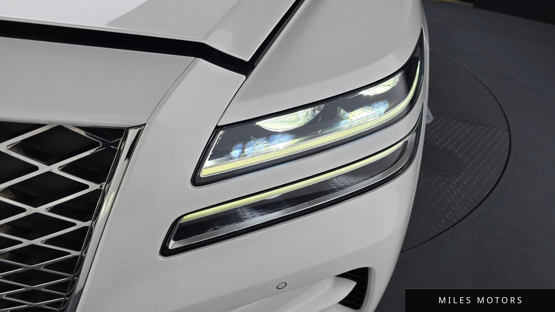 Genesis GV80 2021 — миниатюра 8