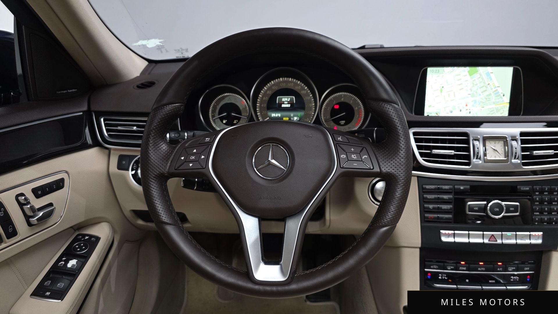 Mercedes-Benz E-Class W212 2014 — миниатюра 12