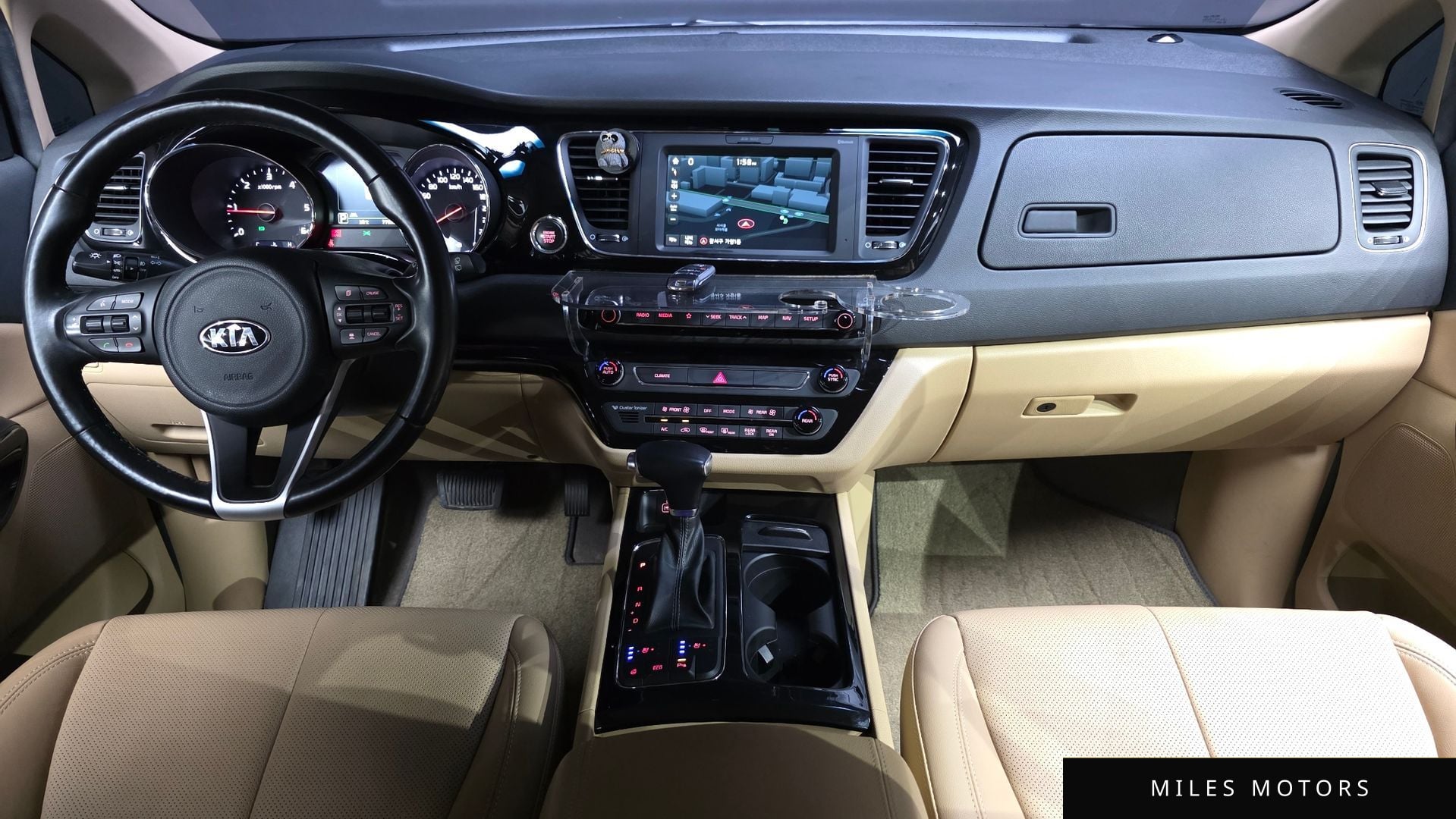 Kia Canival 2018 — миниатюра 9