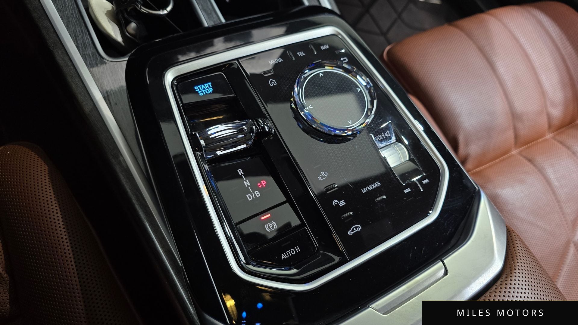 BMW i7 (G70) 2025 — миниатюра 12