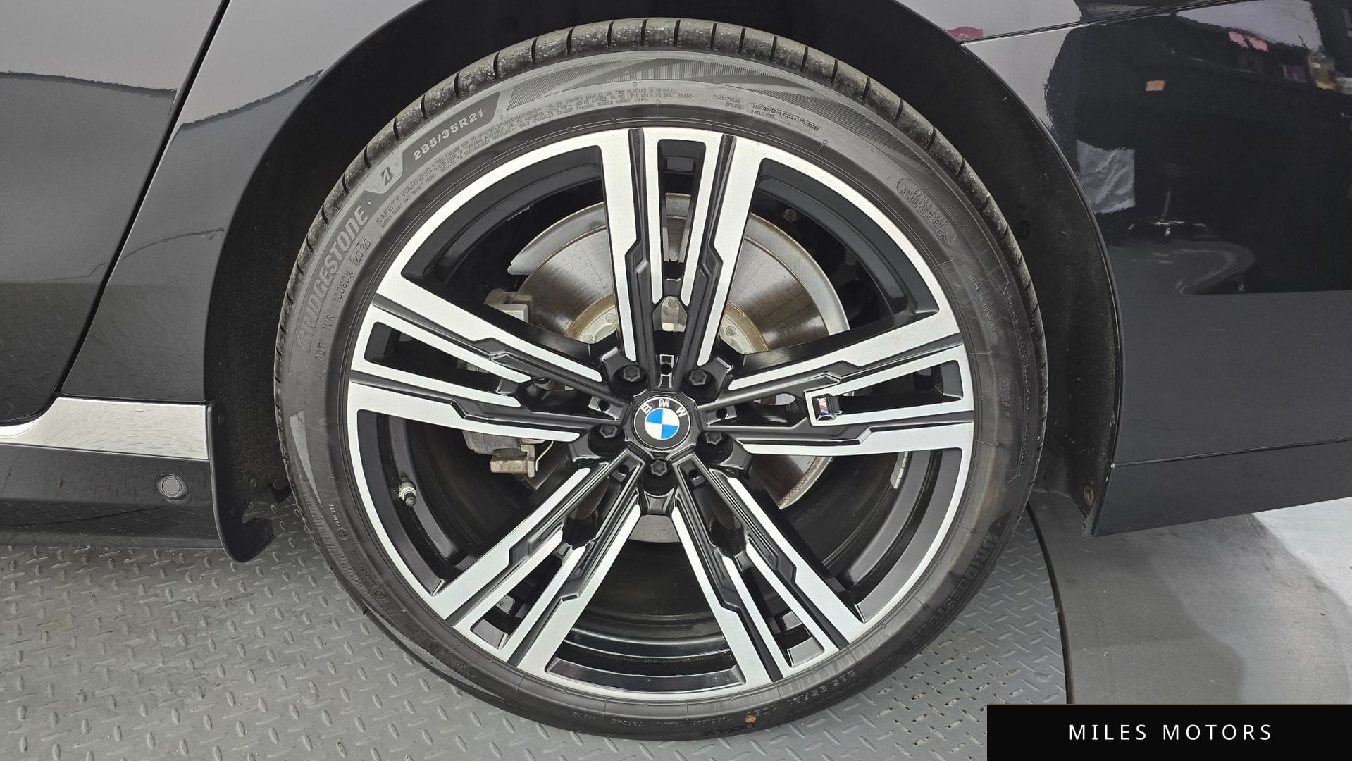 BMW i7 (G70) 2025 — миниатюра 7