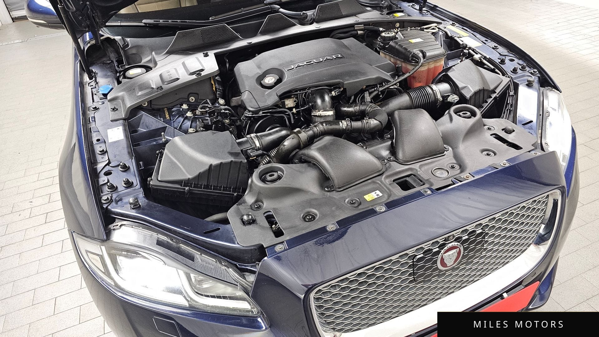 Jaguar All New XJ 2016 — миниатюра 6