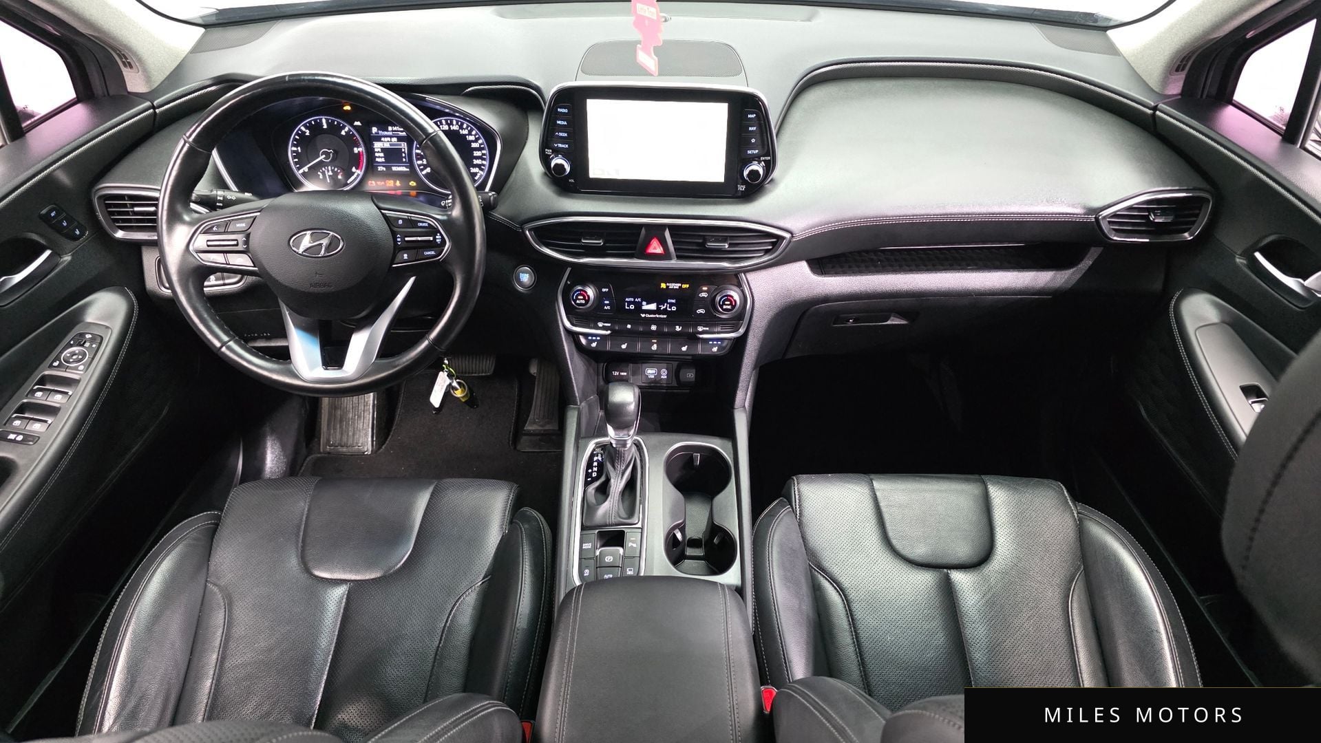 Hyundai Santafe 2019 — миниатюра 10