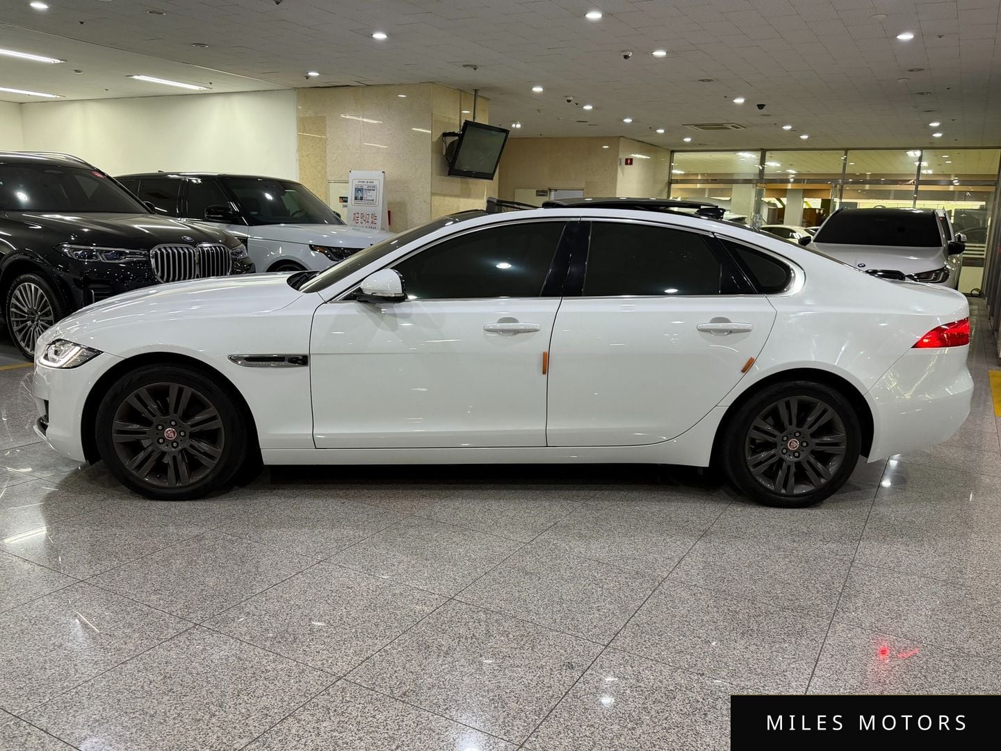 Jaguar XF (X260) 2018 — миниатюра 3