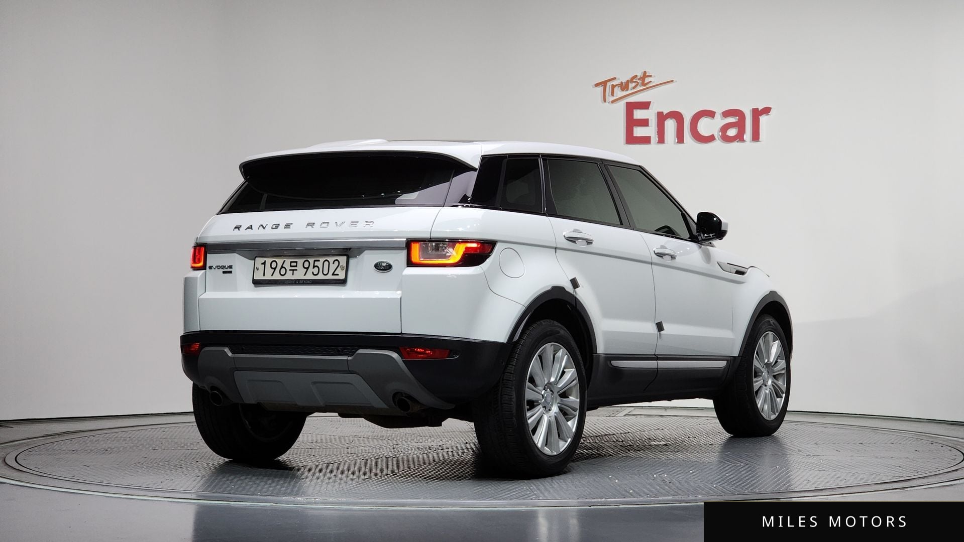 Land Rover Range Rover Evoque 2019 — миниатюра 2