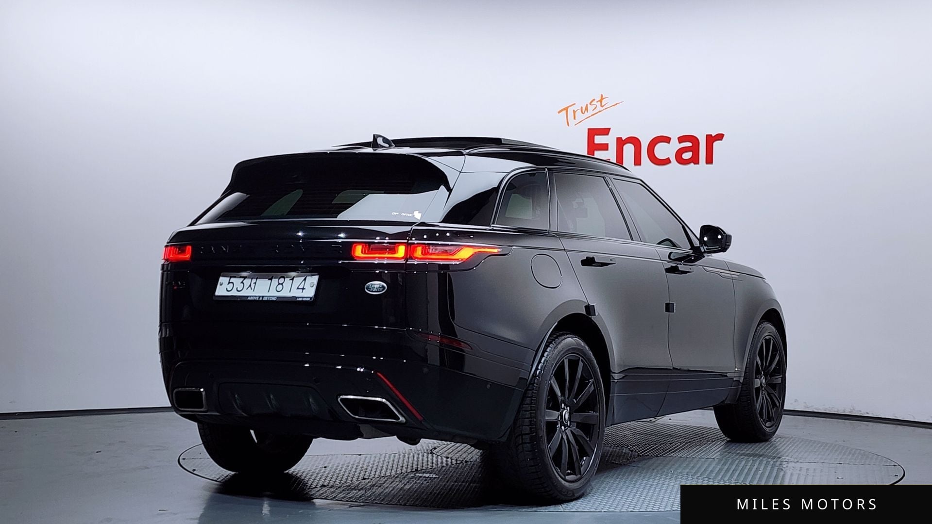 Land Rover Range Rover Velar 2019 — миниатюра 2