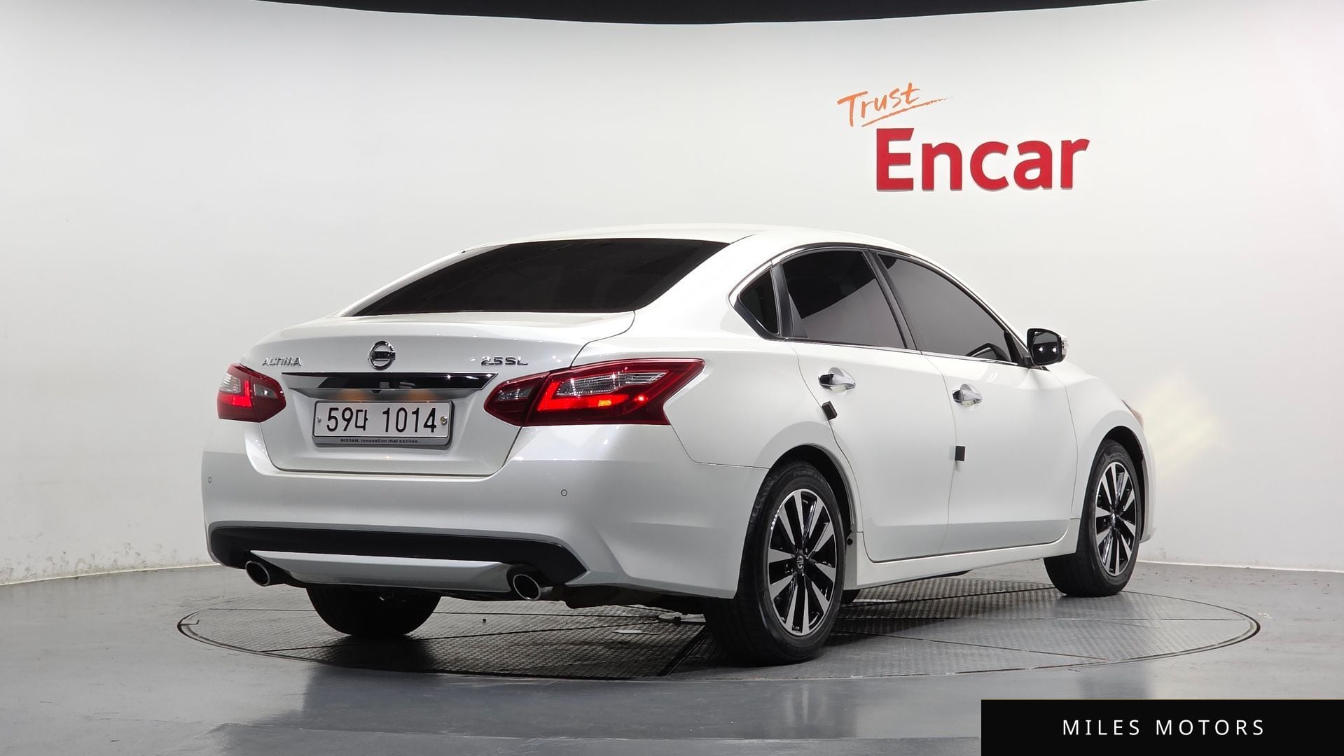 Nissan Altima 2018 — миниатюра 2