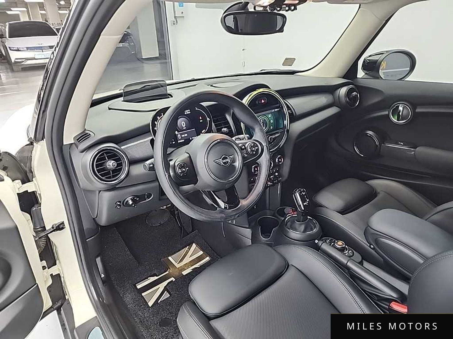MINI Cooper 2021 — миниатюра 7