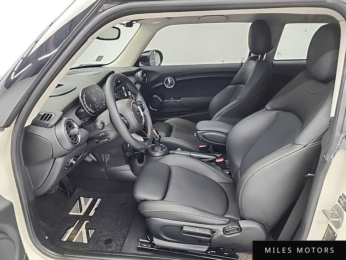 MINI Cooper 2021 — миниатюра 11