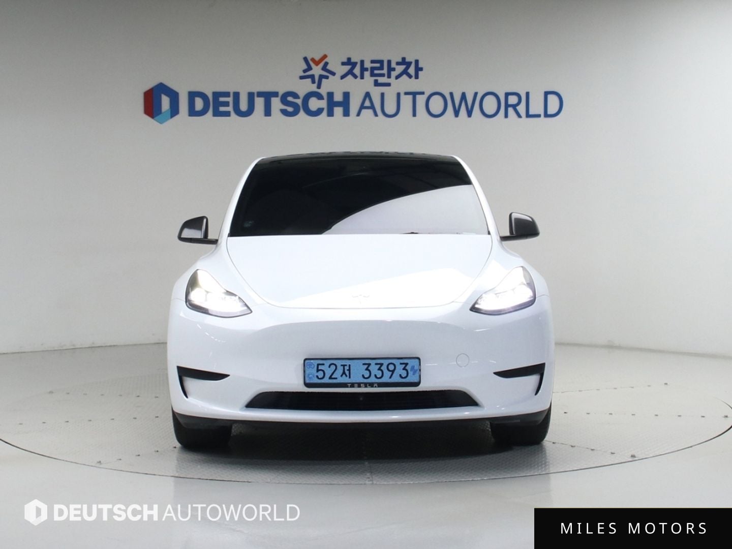 Tesla Model Y 2024 — миниатюра 3