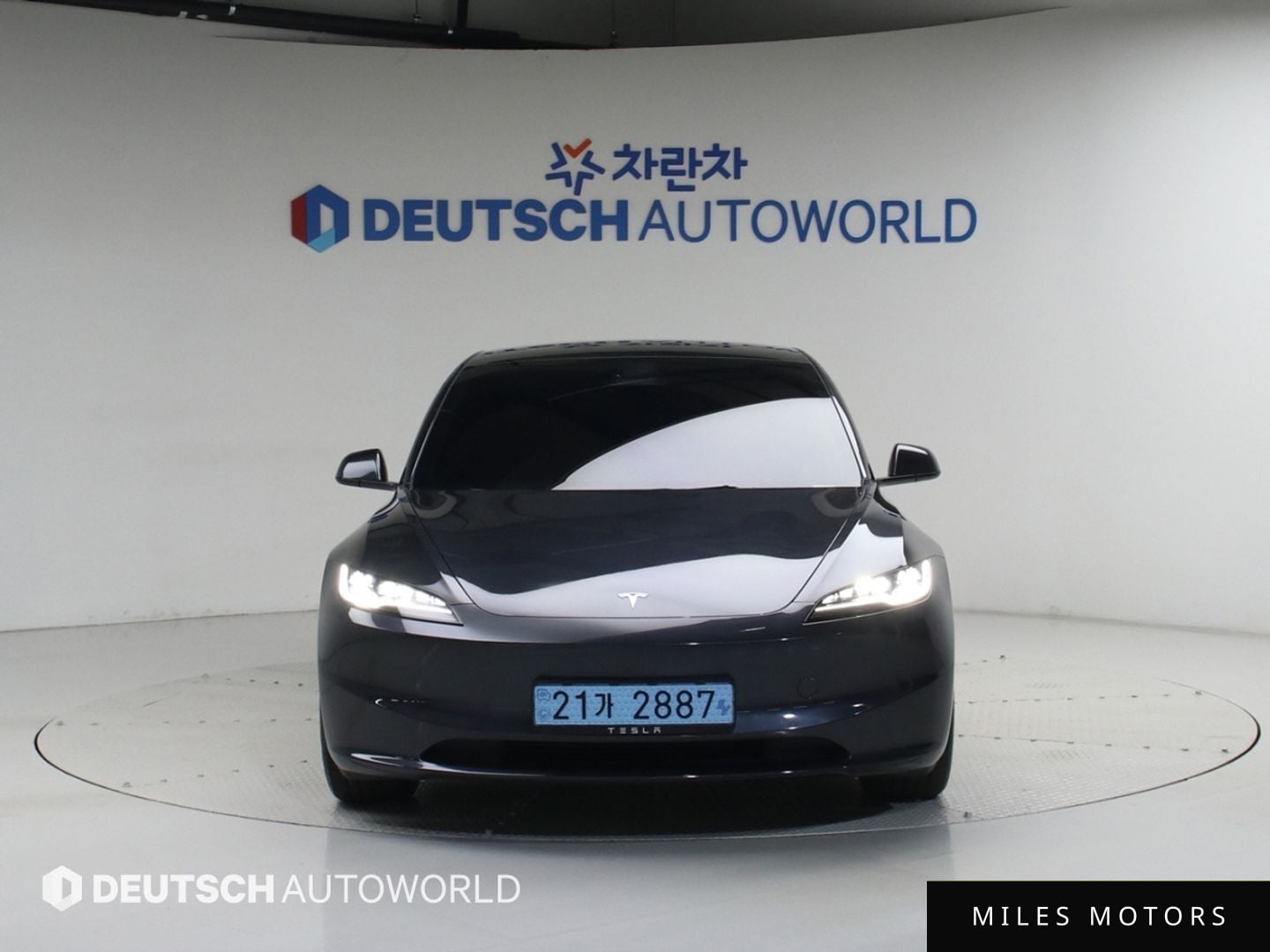 Tesla Model 3 2025 — миниатюра 3