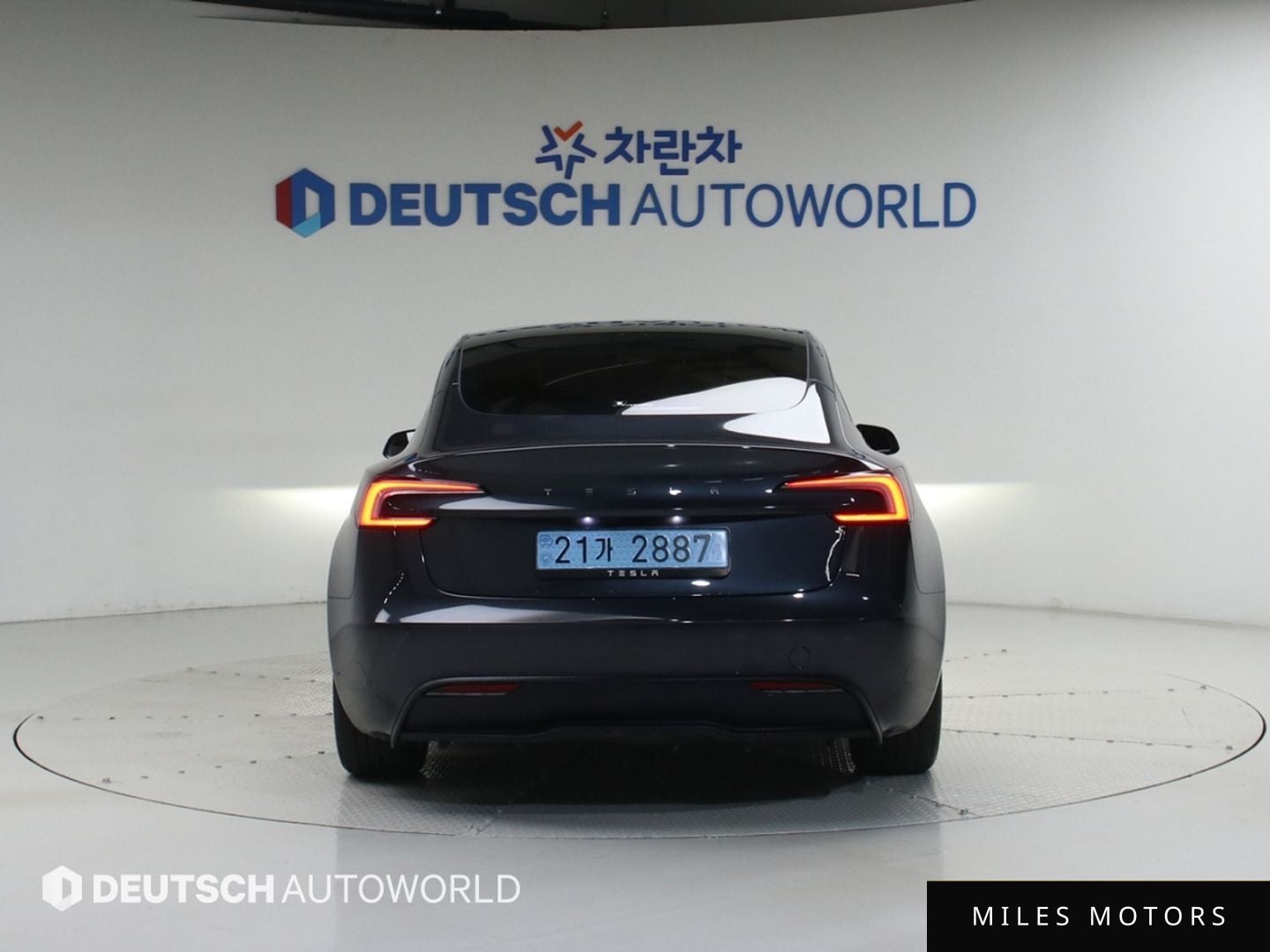Tesla Model 3 2025 — миниатюра 4