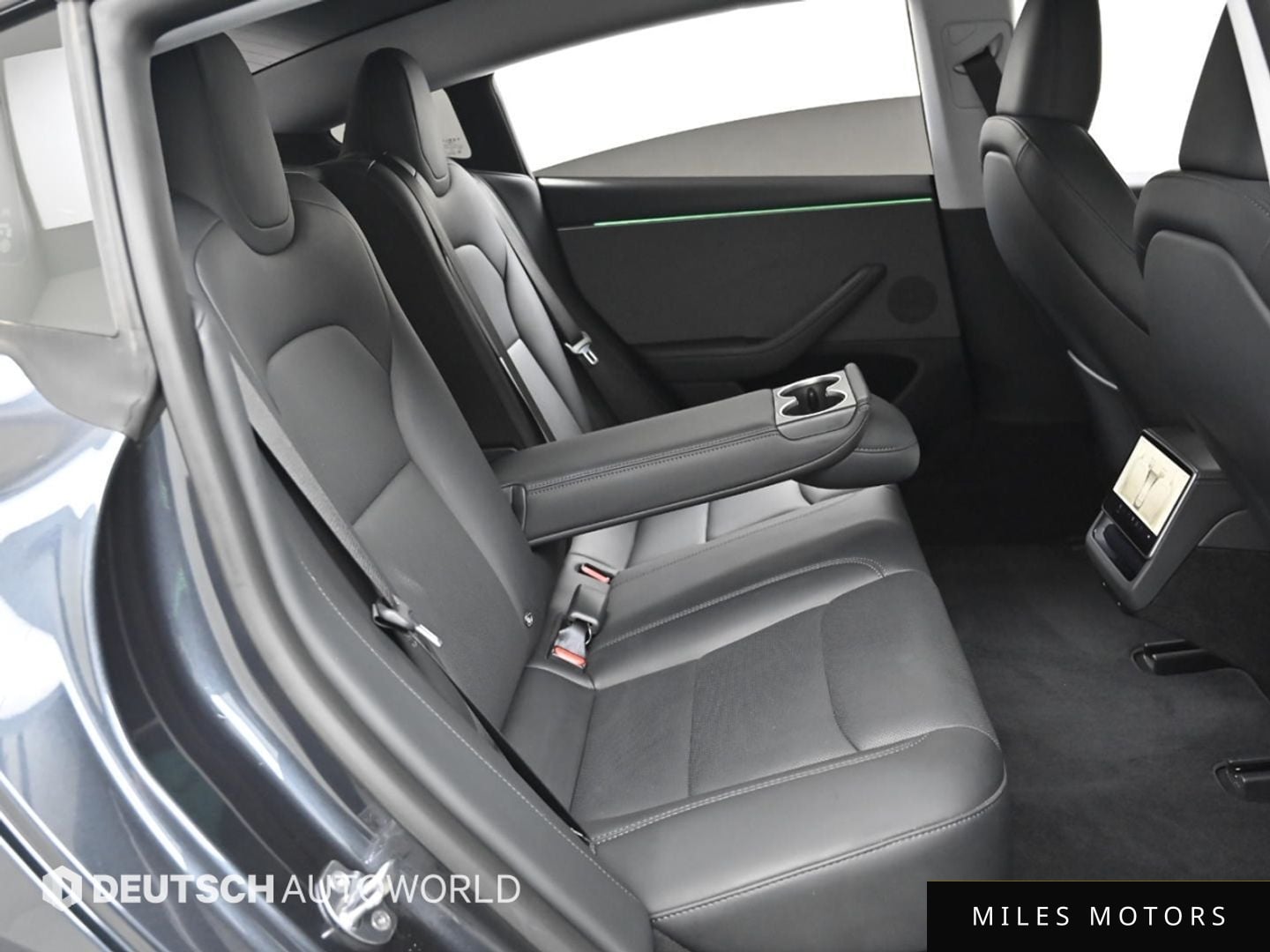 Tesla Model 3 2025 — миниатюра 12