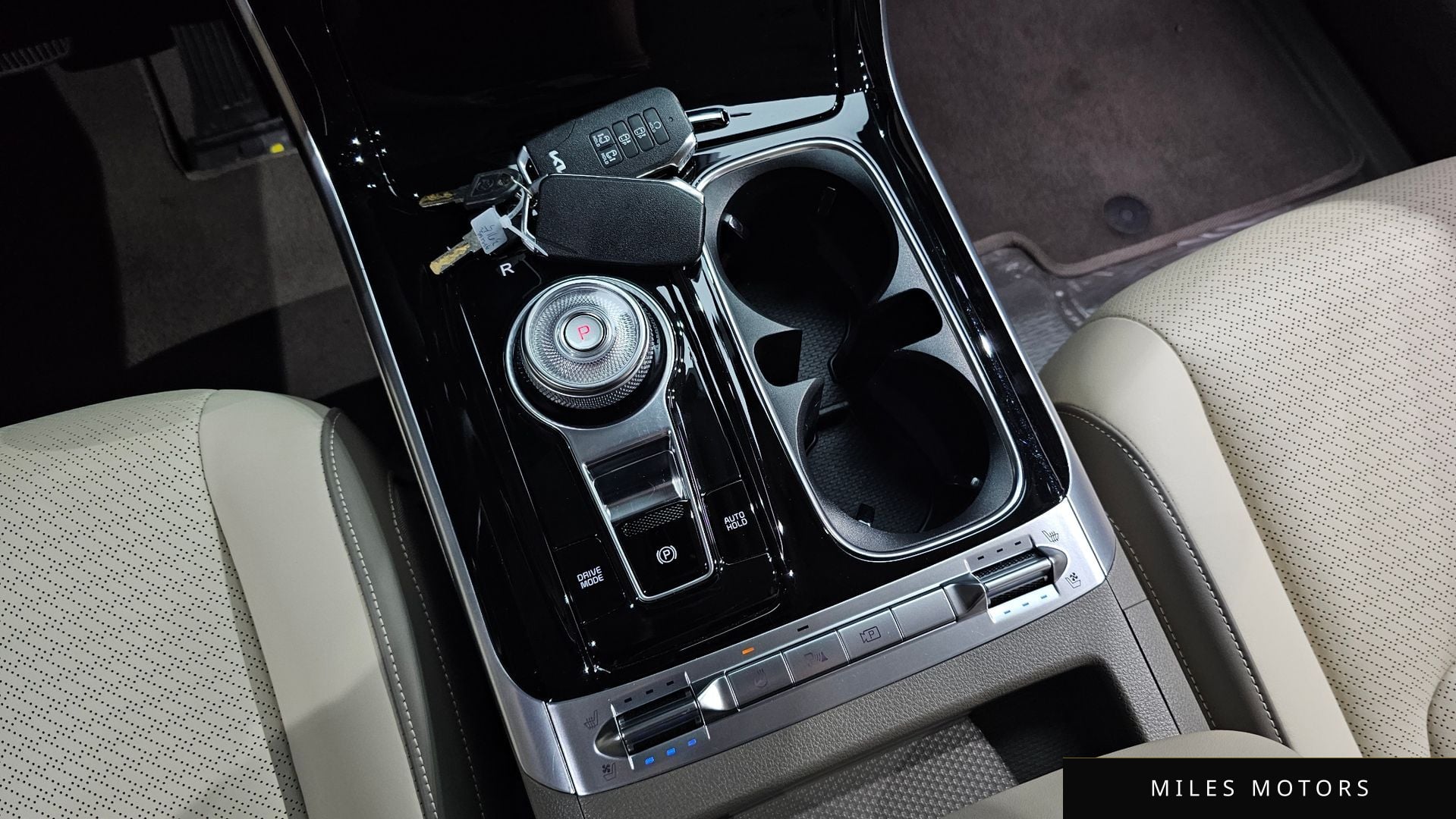 Kia Carnival 2023 — миниатюра 12