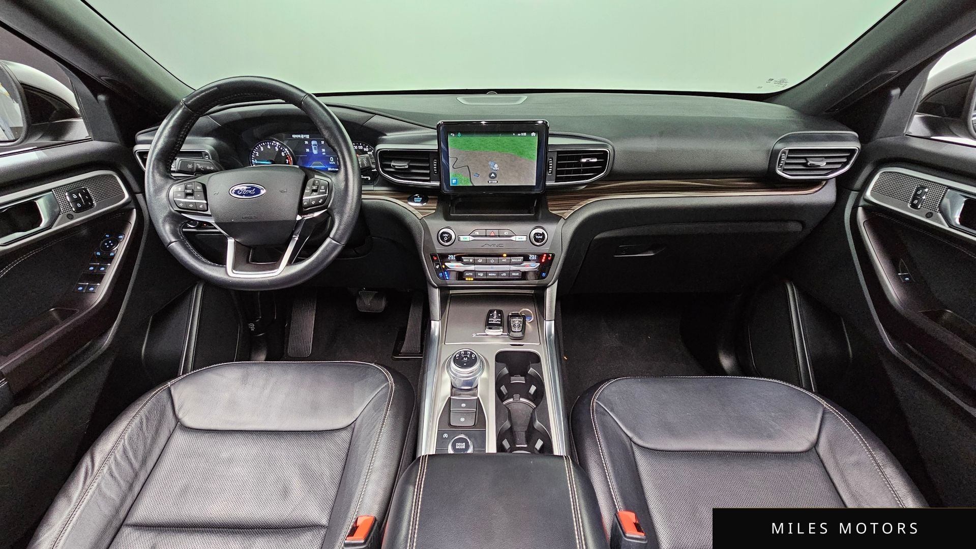 Ford Explorer 2020 — миниатюра 7