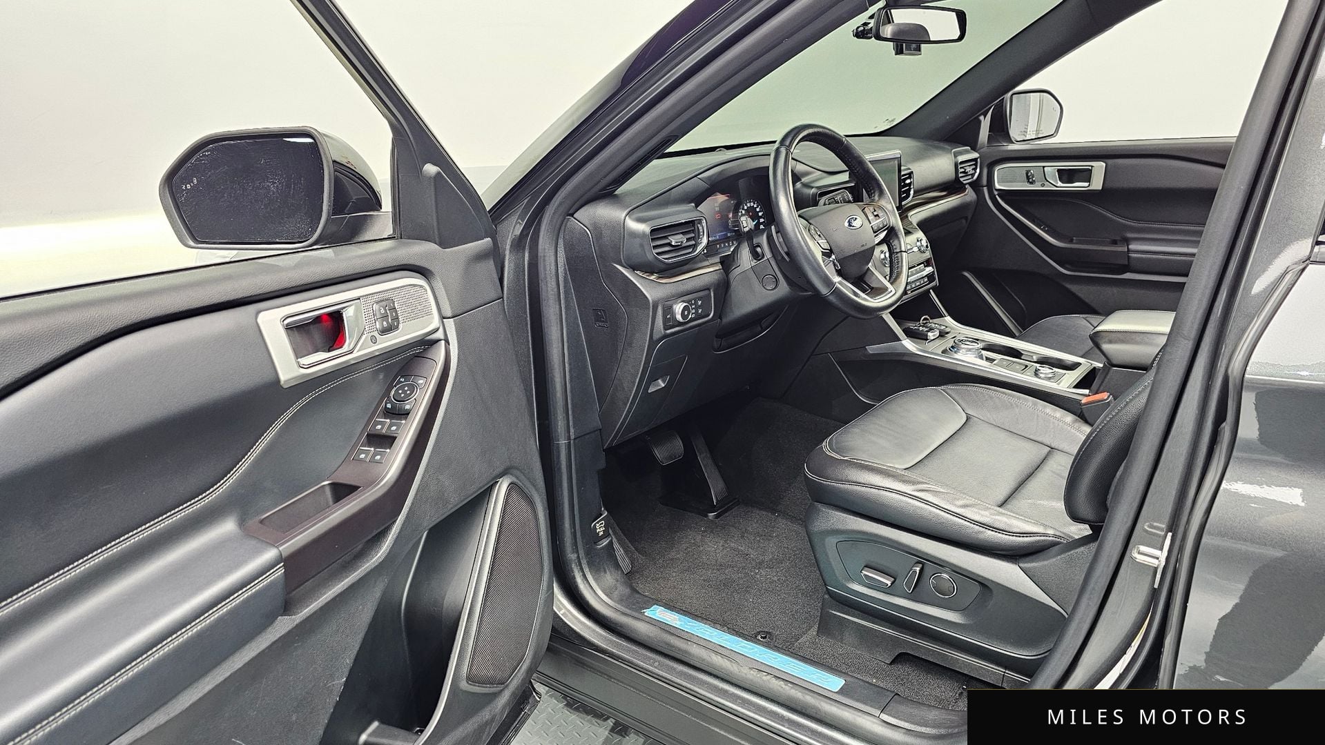 Ford Explorer 2020 — миниатюра 10