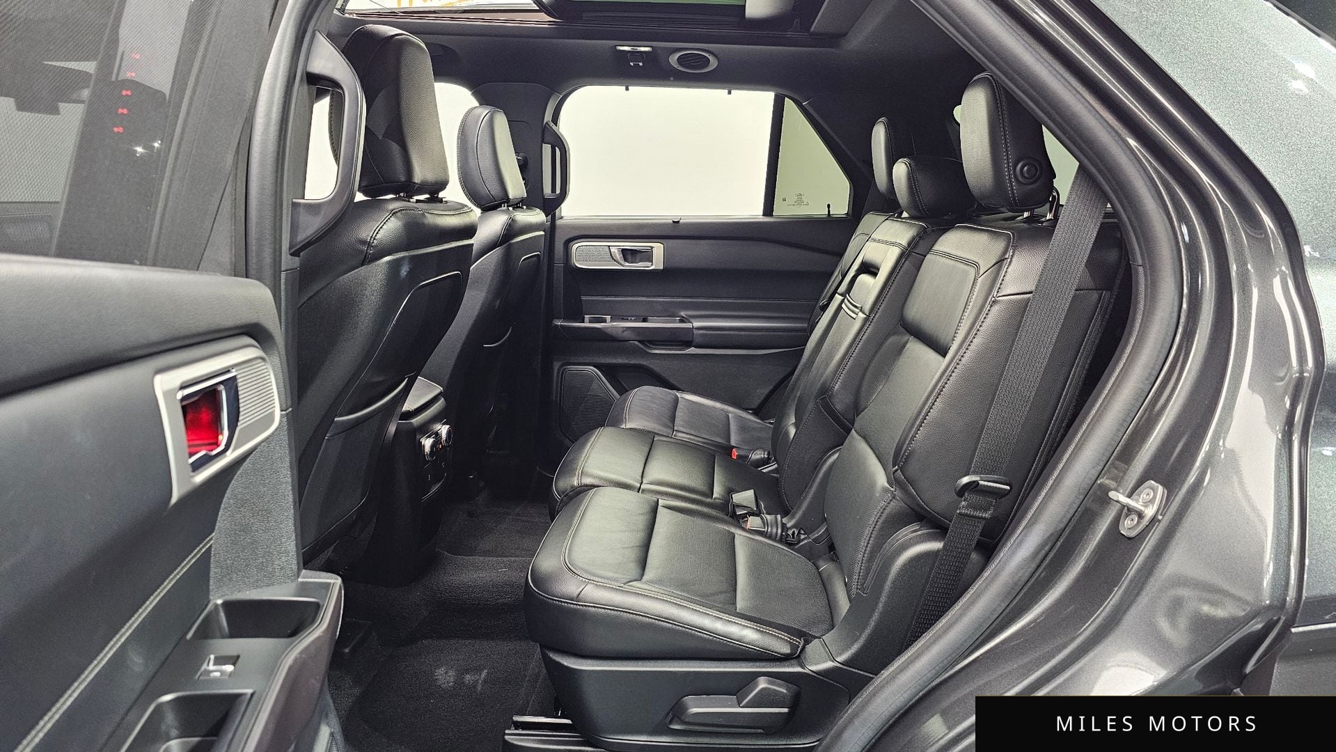 Ford Explorer 2020 — миниатюра 11