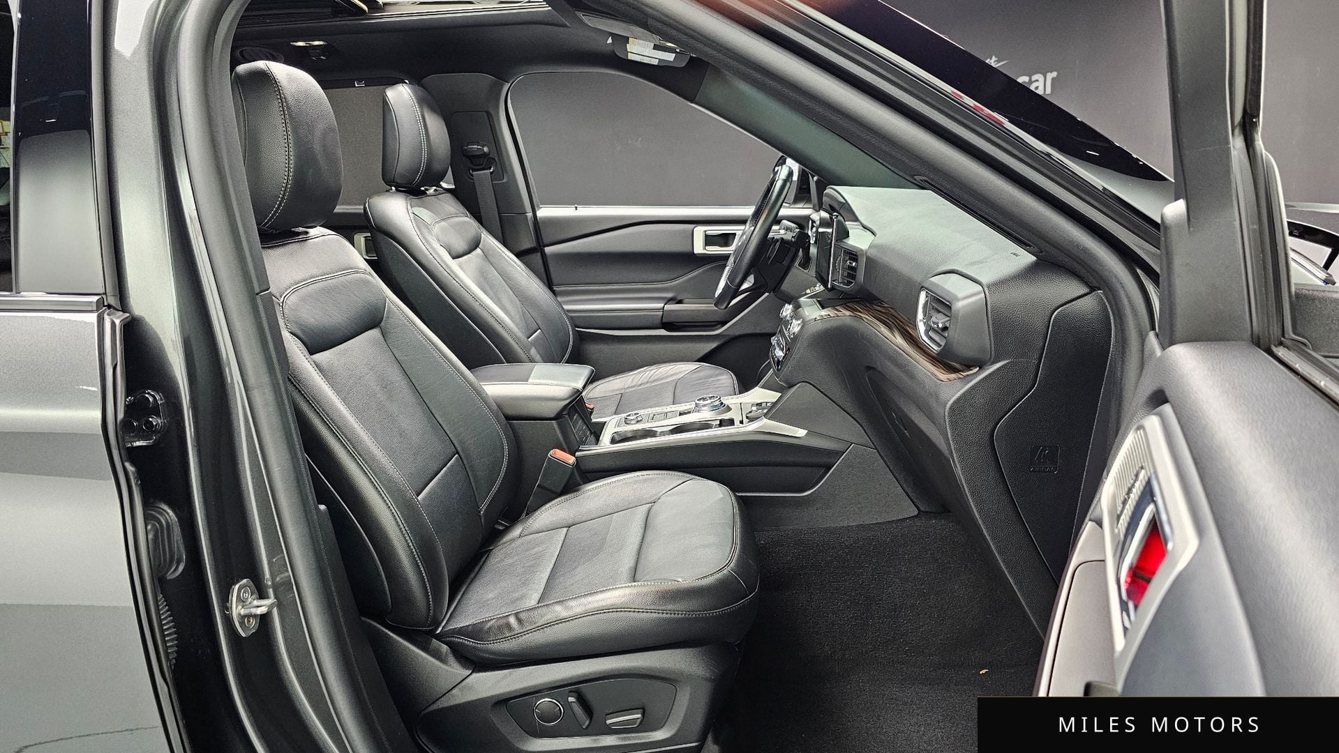 Ford Explorer 2020 — миниатюра 12