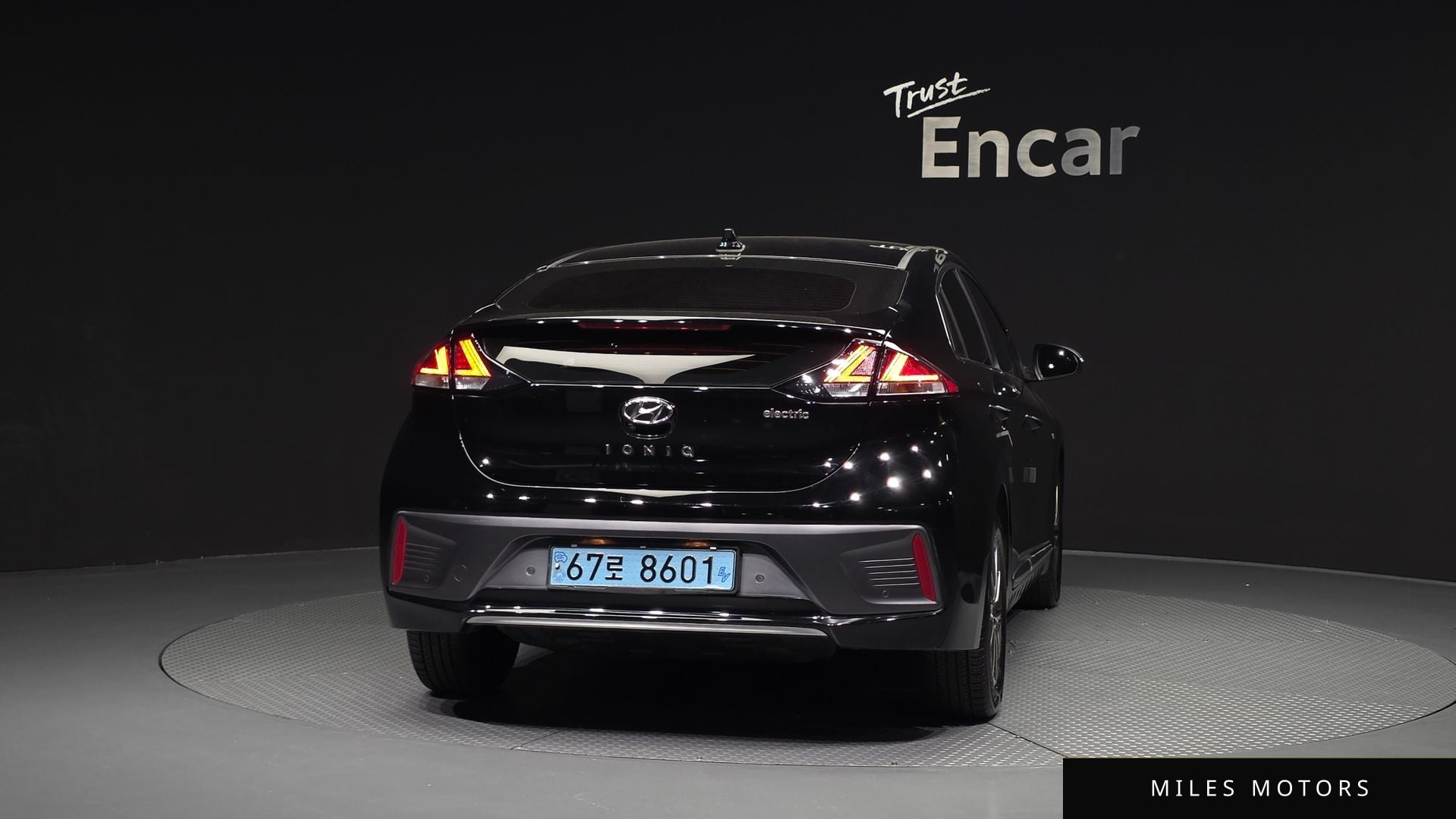 Hyundai Ioniq 2020 — миниатюра 4