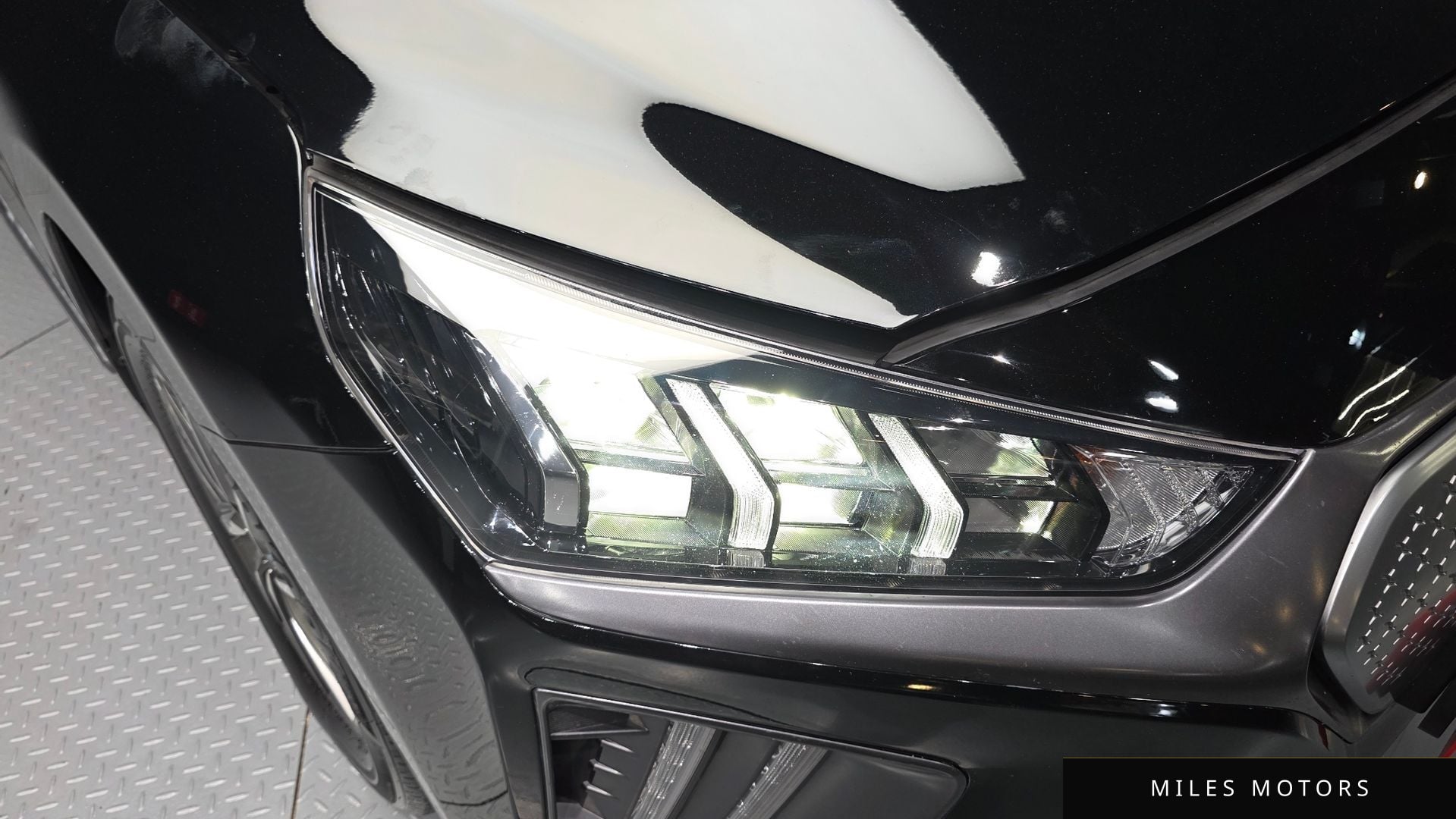 Hyundai Ioniq 2020 — миниатюра 8