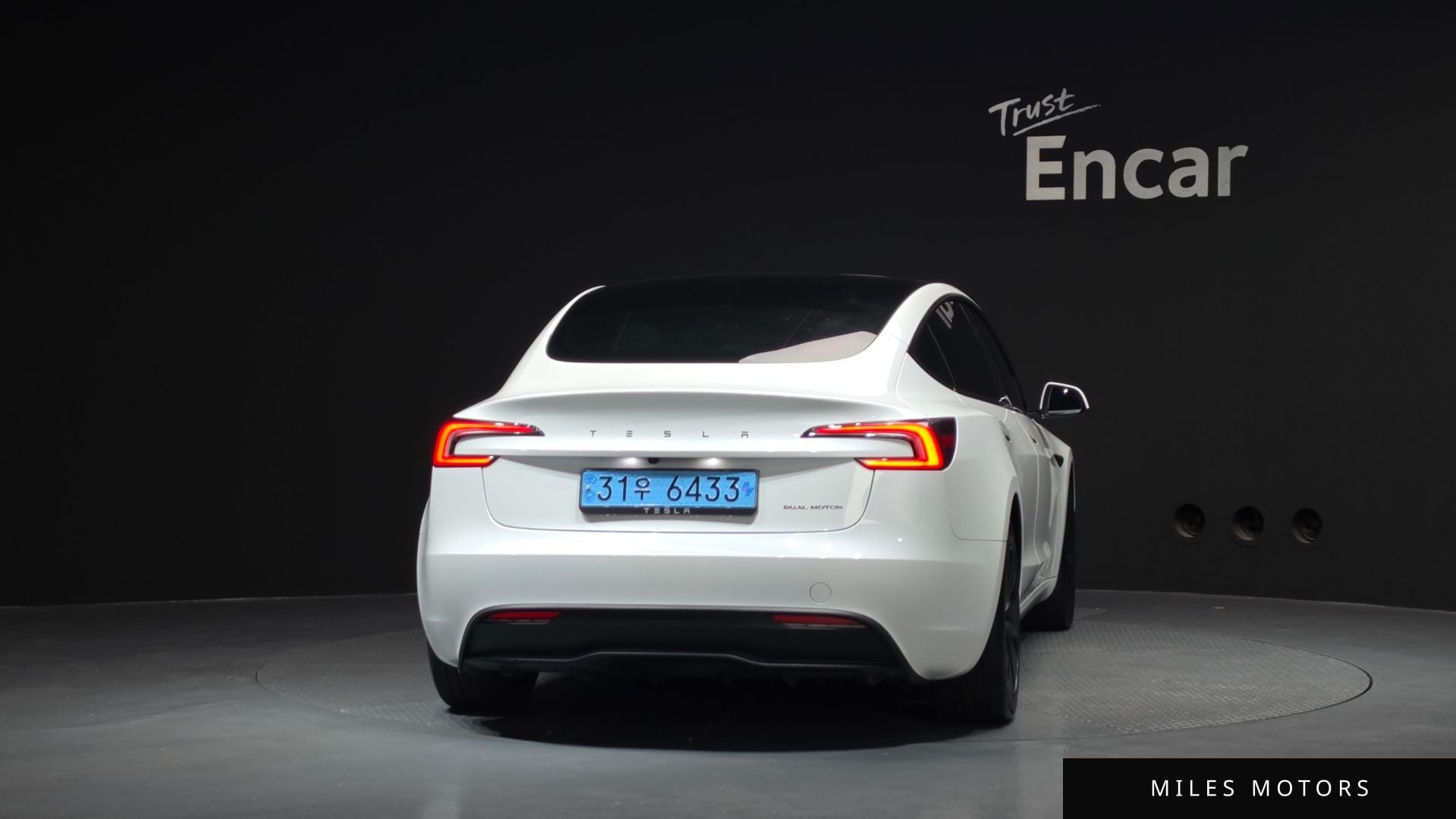 Tesla Model 3 2024 — миниатюра 4