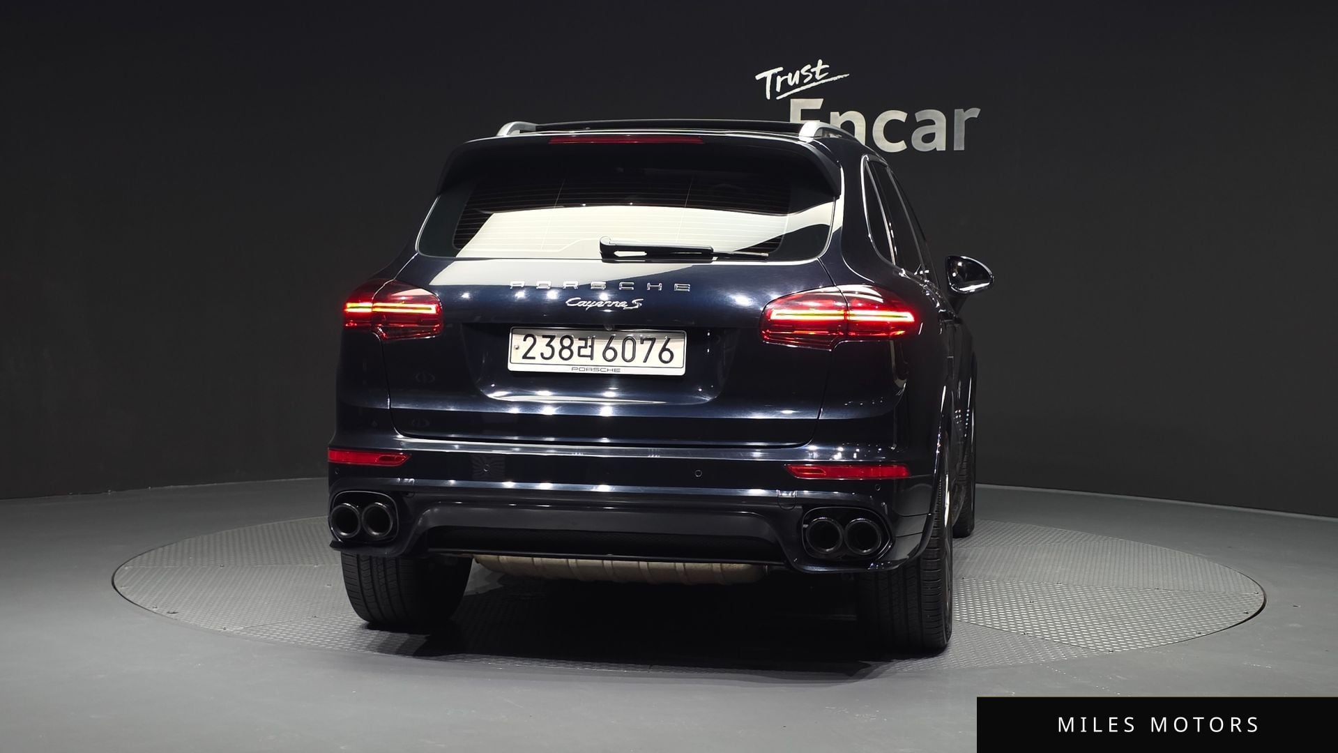 Porsche Cayenne 2016 — миниатюра 4